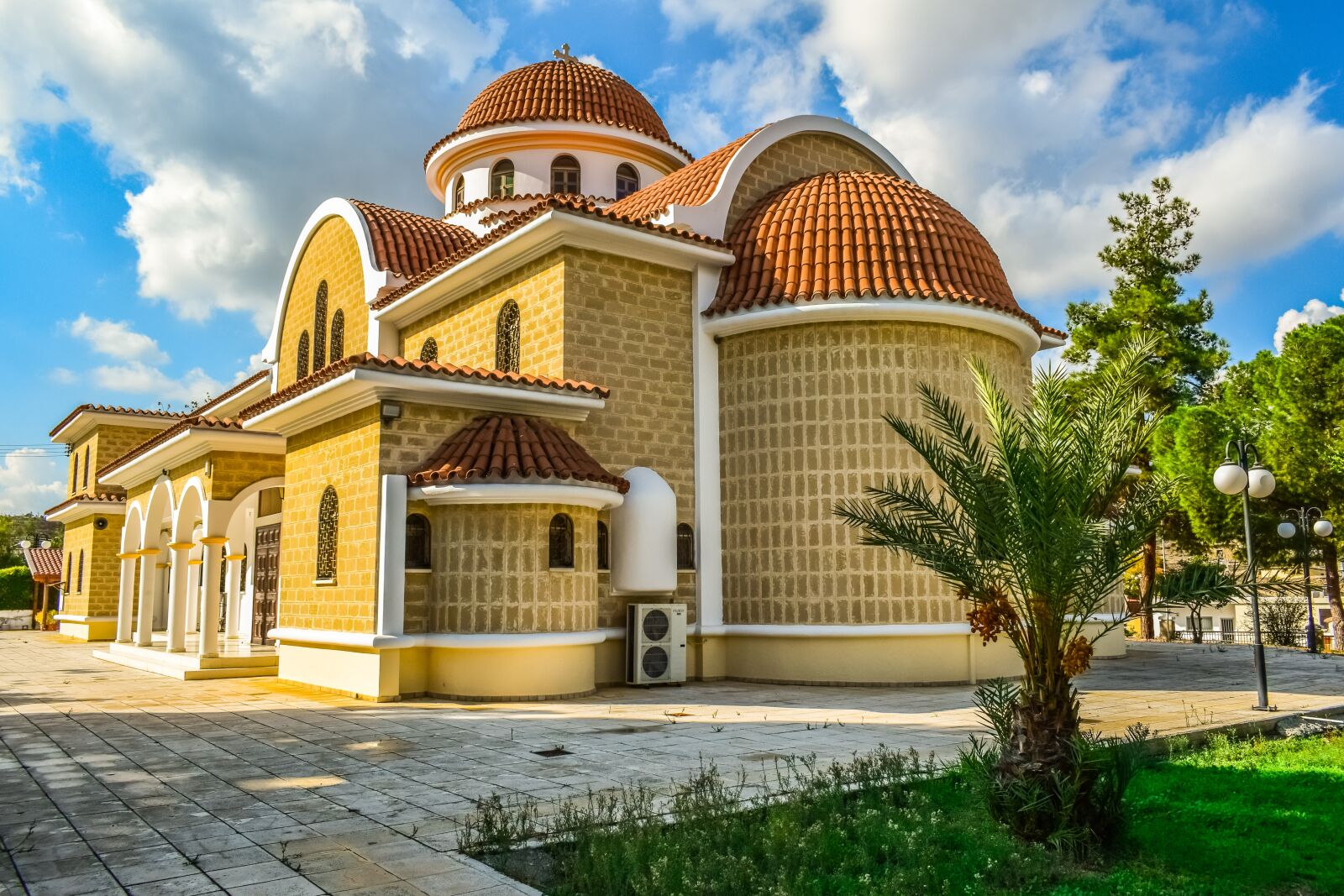 Nikon D3300 sample photo. Church, architecture, building photography