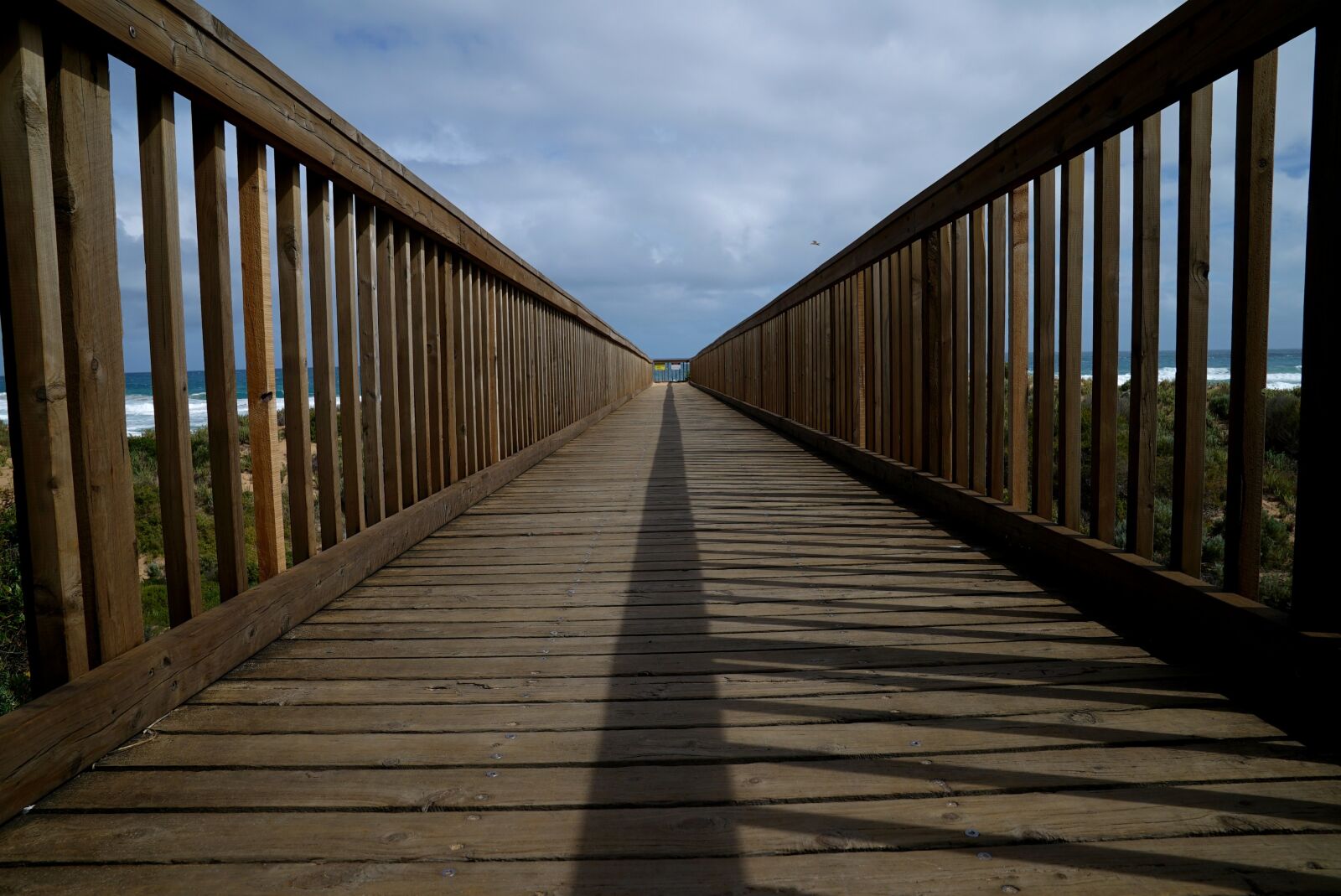 Sony a7S + Sony FE 24-70mm F2.8 GM sample photo. Walkway, beach, ocean photography