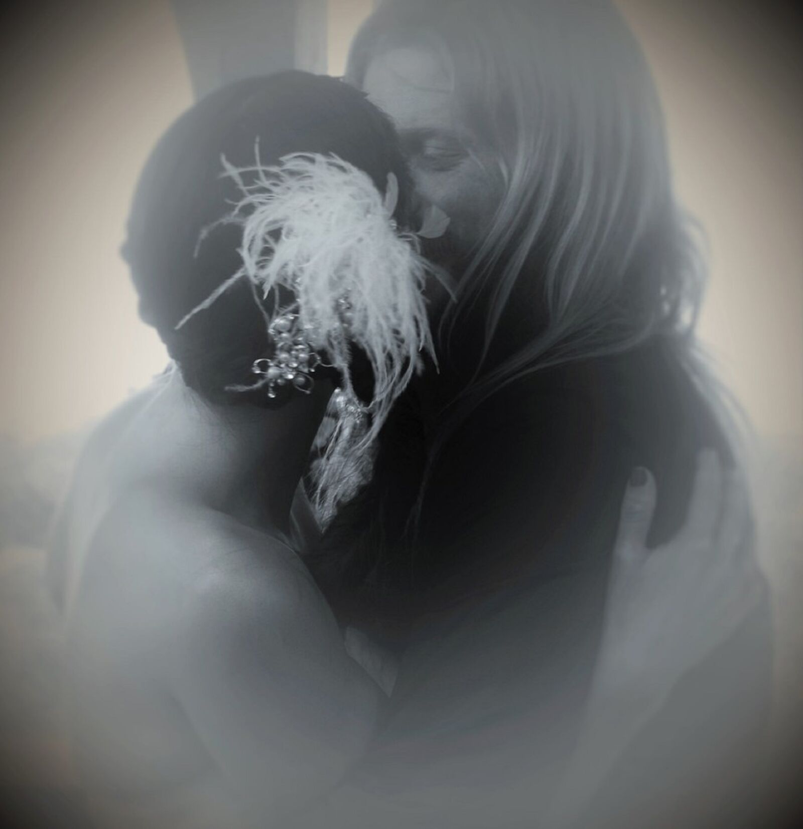 FujiFilm FinePix S2950 (FinePix S2990) sample photo. Love, romance, married couple photography