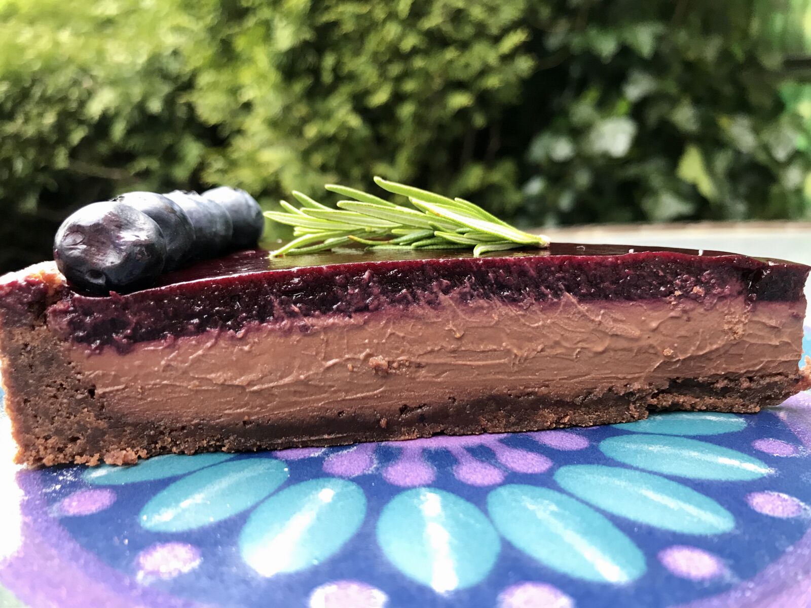 iPhone 7 back camera 3.99mm f/1.8 sample photo. Chocolate tart, cake, plate photography