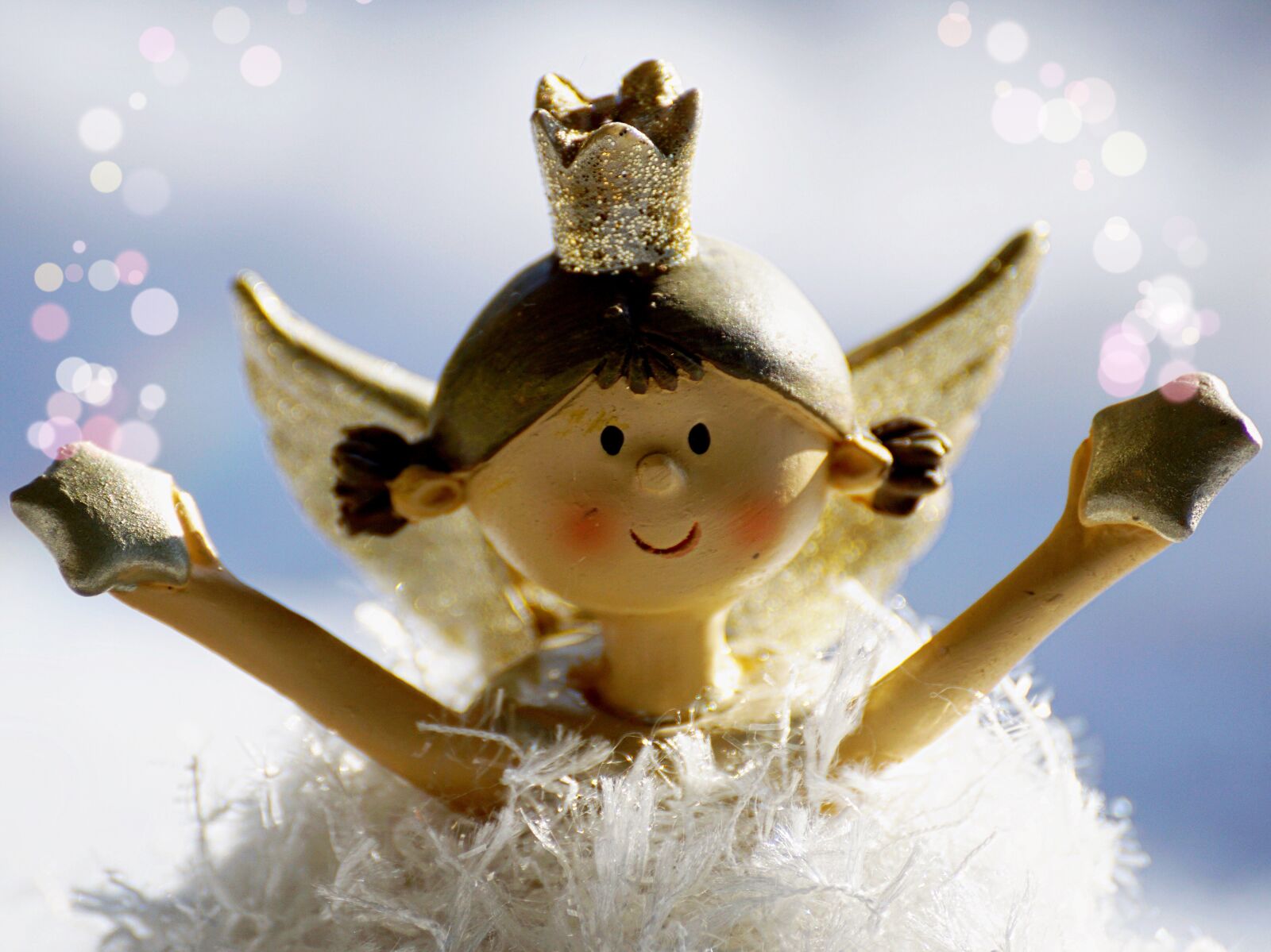 Sony DT 55-300mm F4.5-5.6 SAM sample photo. Angel, golden, christmas photography