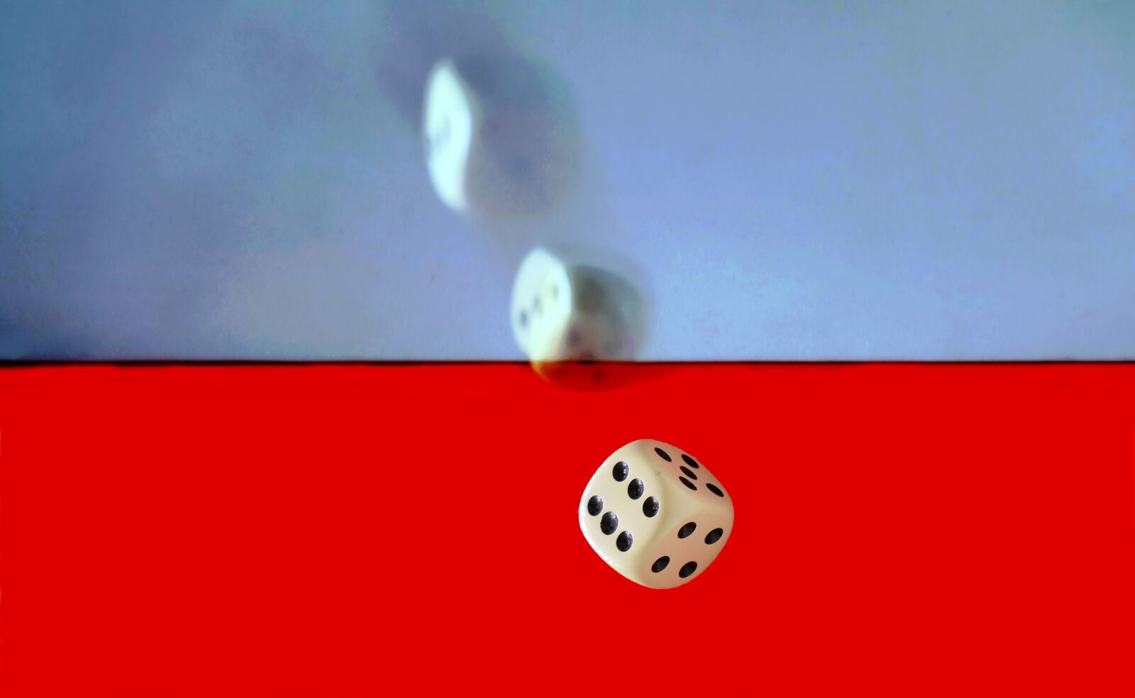 Panasonic Lumix DMC-LX10 (Lumix DMC-LX15) sample photo. Cube, craps, luck photography