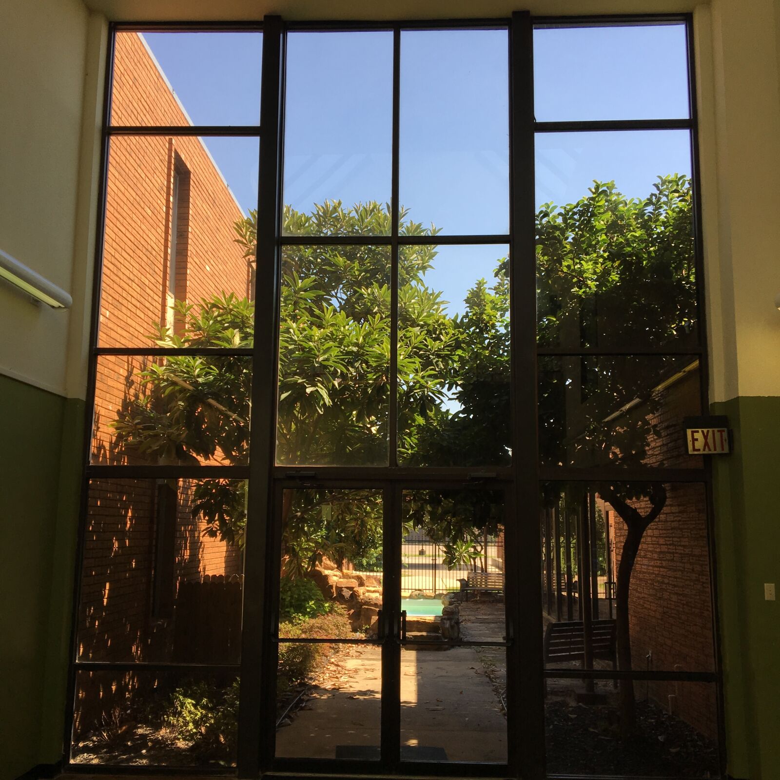 Apple iPhone 6s sample photo. Windows, frame, light photography