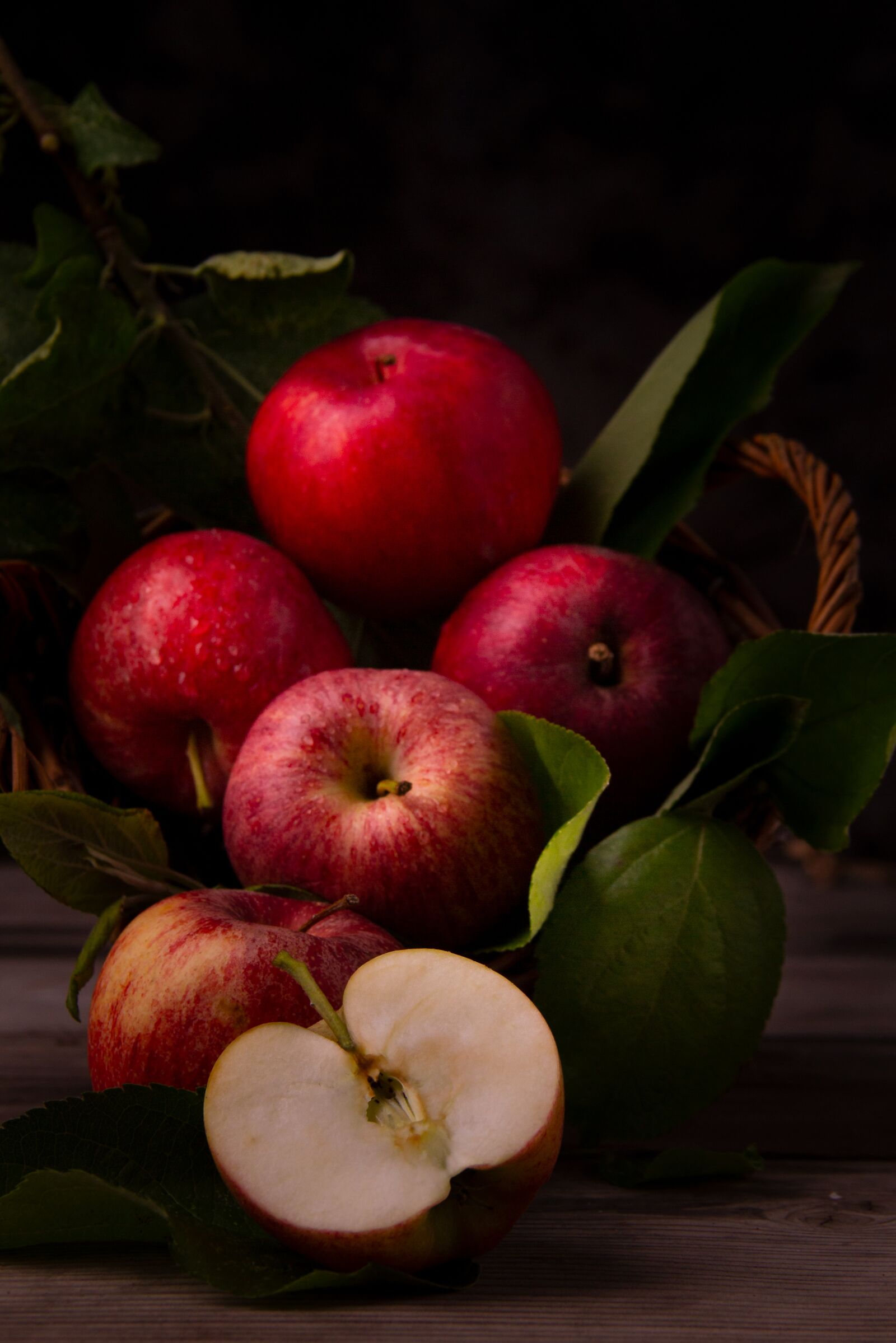Canon EOS 7D sample photo. Apple, fruit, still life photography