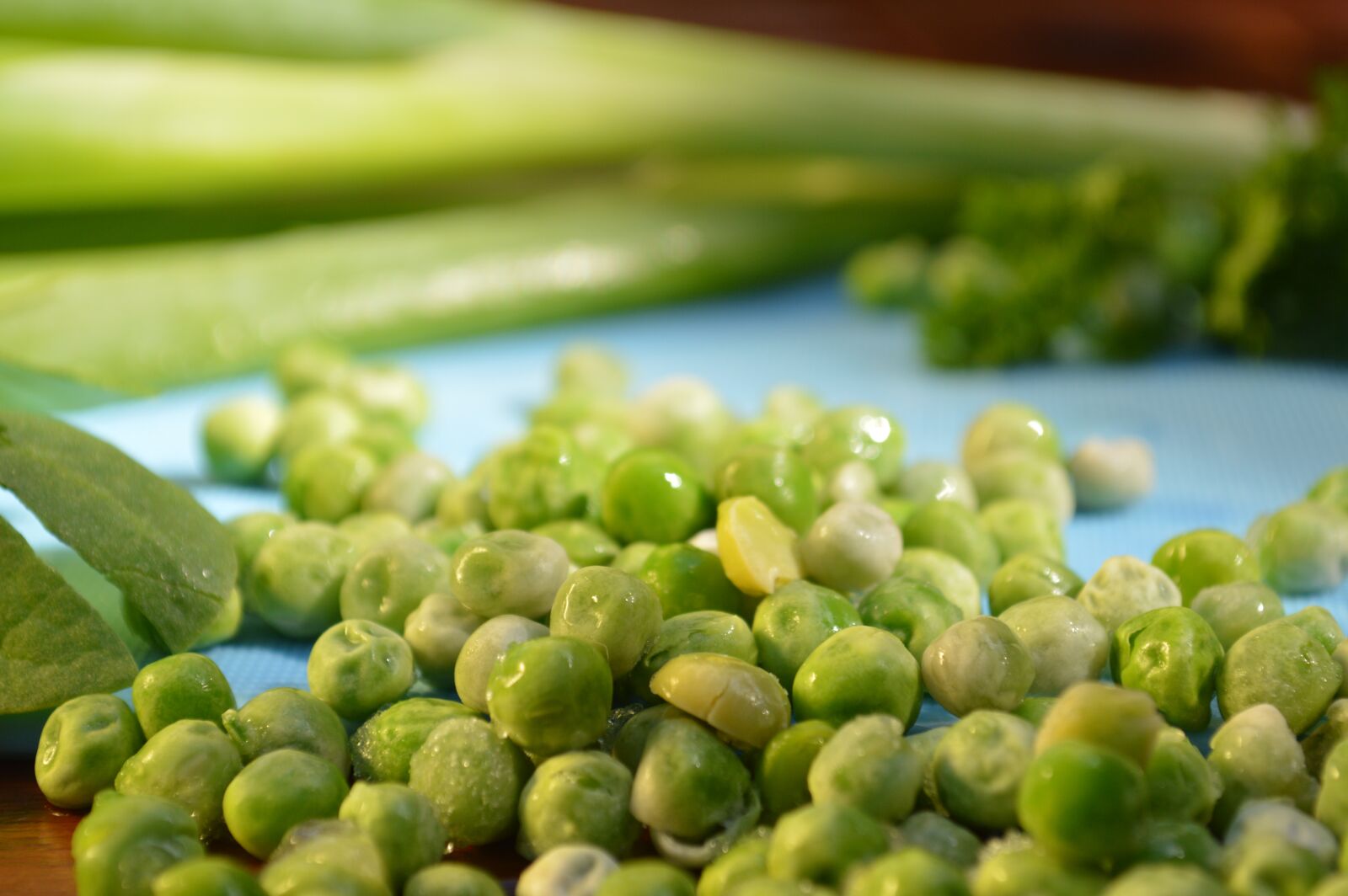 Nikon D3200 sample photo. Green, pea, vegetables photography