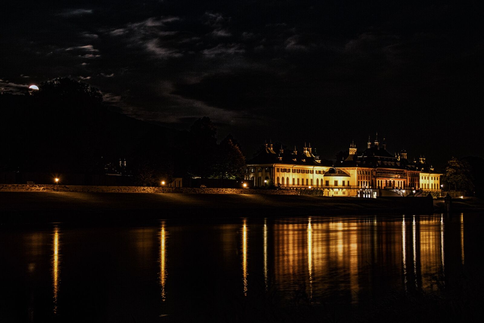 Canon EOS 70D sample photo. Saxony, pillnitz, castle photography