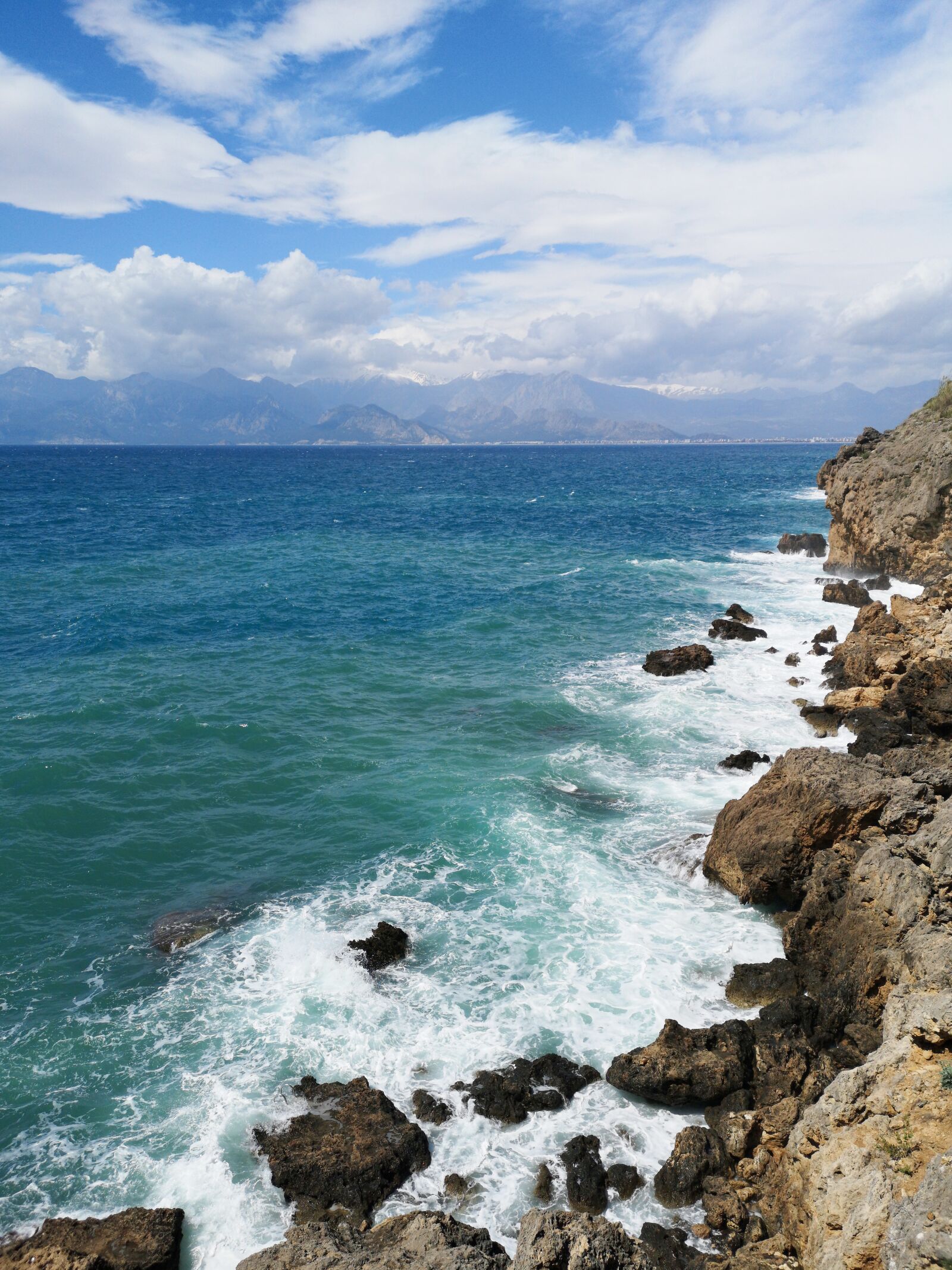 HUAWEI CLT-L09 sample photo. Landscape, marine, rocks photography