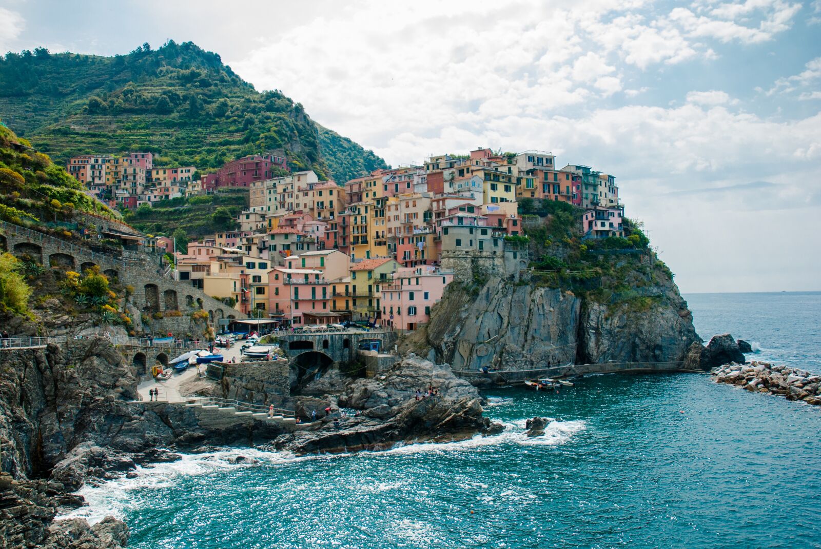 Nikon D80 sample photo. Cinque terre, the sun photography