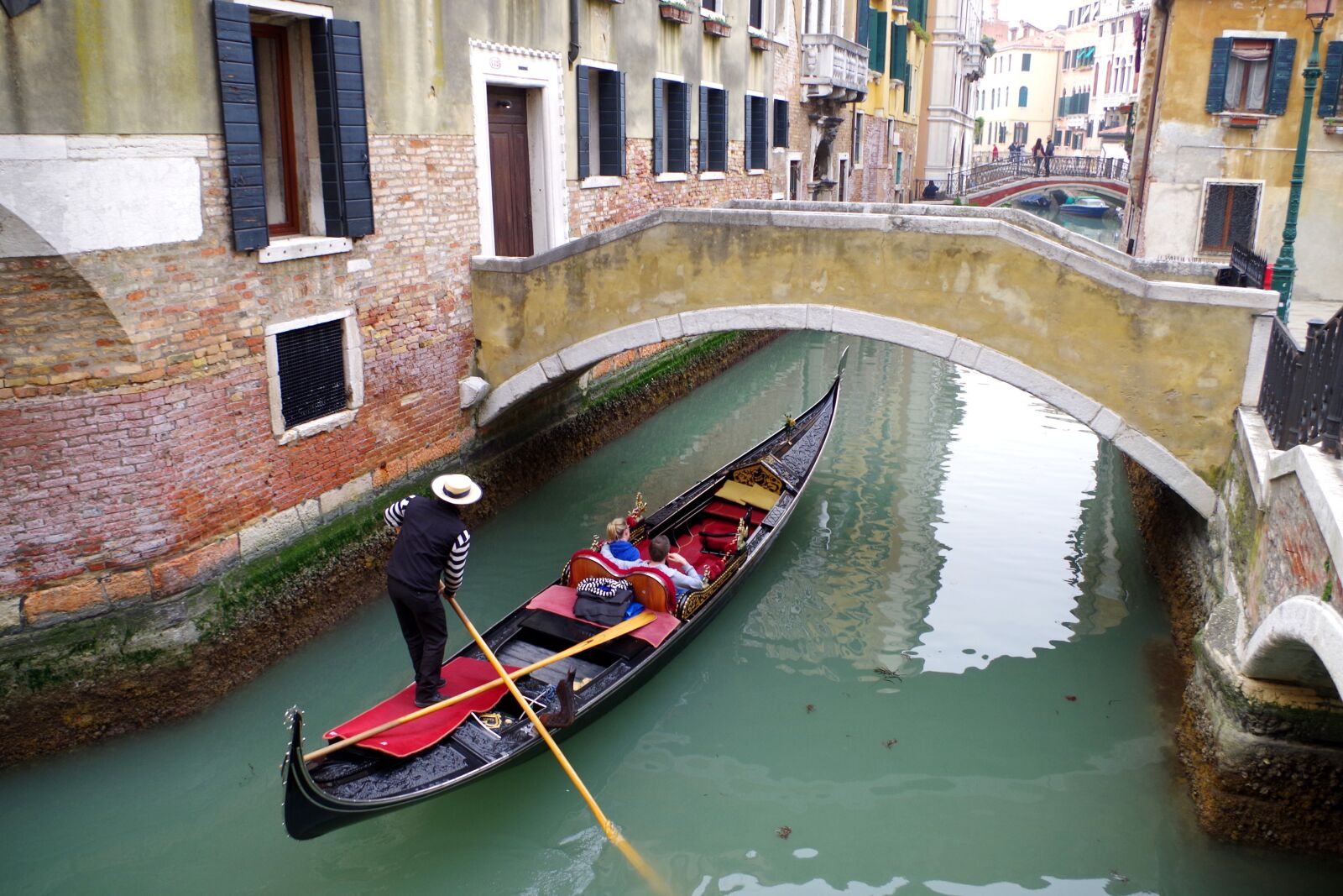 Pentax K-30 sample photo. Venice, gondola, gondolier photography