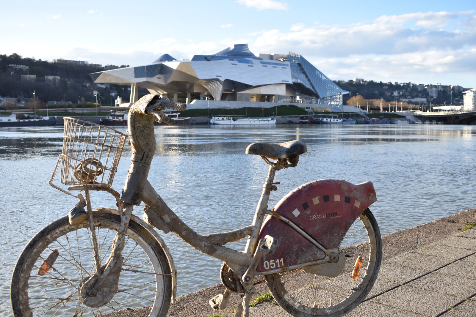 Nikon D3500 sample photo. Bikes, rhone, confluence photography