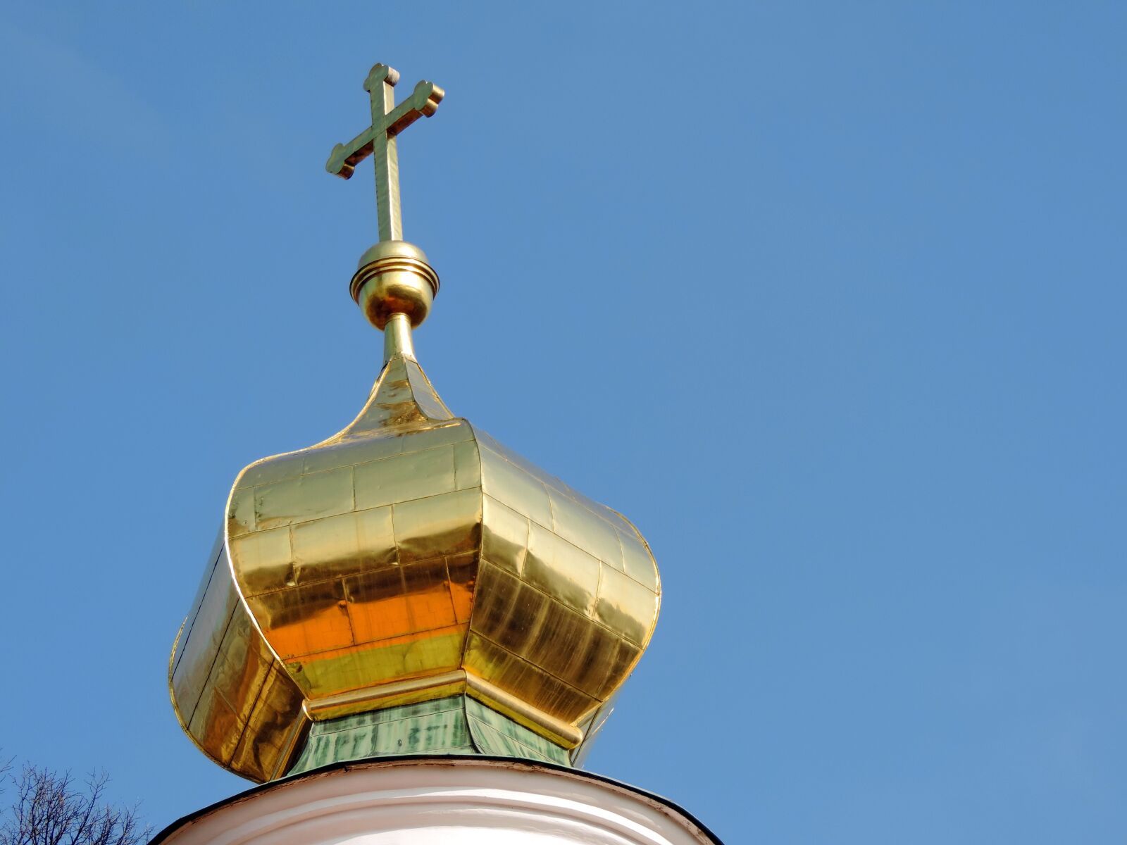 Nikon Coolpix P520 sample photo. Gold, architecture, device, dome photography