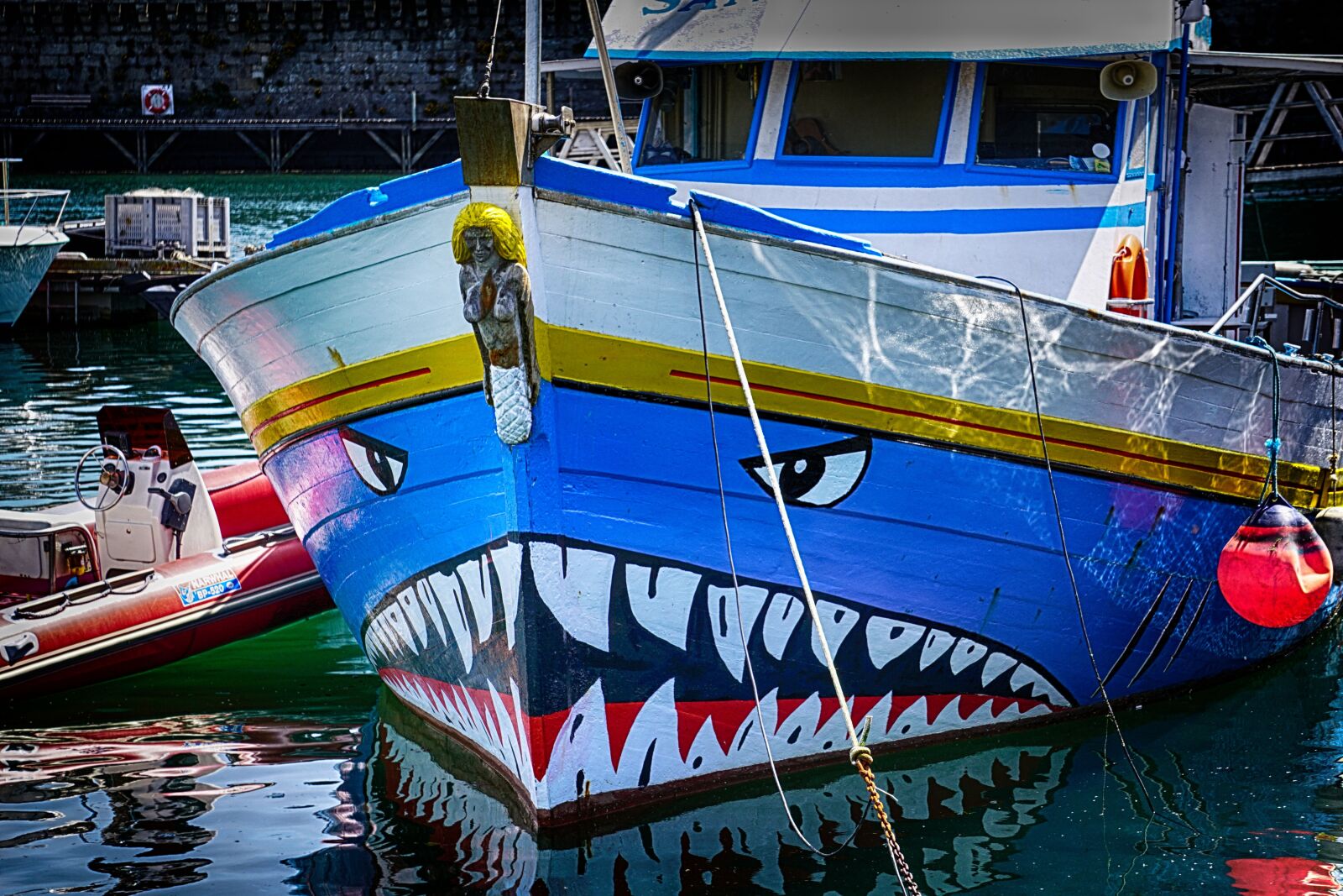 Sony E 55-210mm F4.5-6.3 OSS sample photo. Boat, shark, set designer photography