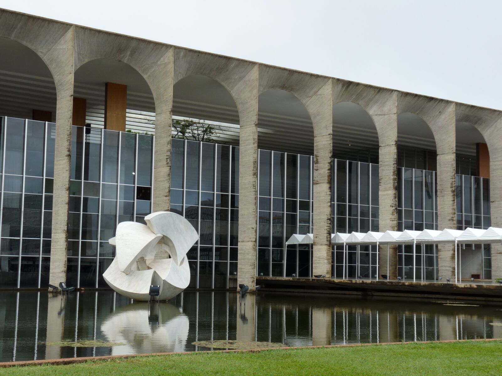 Panasonic Lumix DMC-FZ28 sample photo. Itamaraty, brasilia, federal district photography