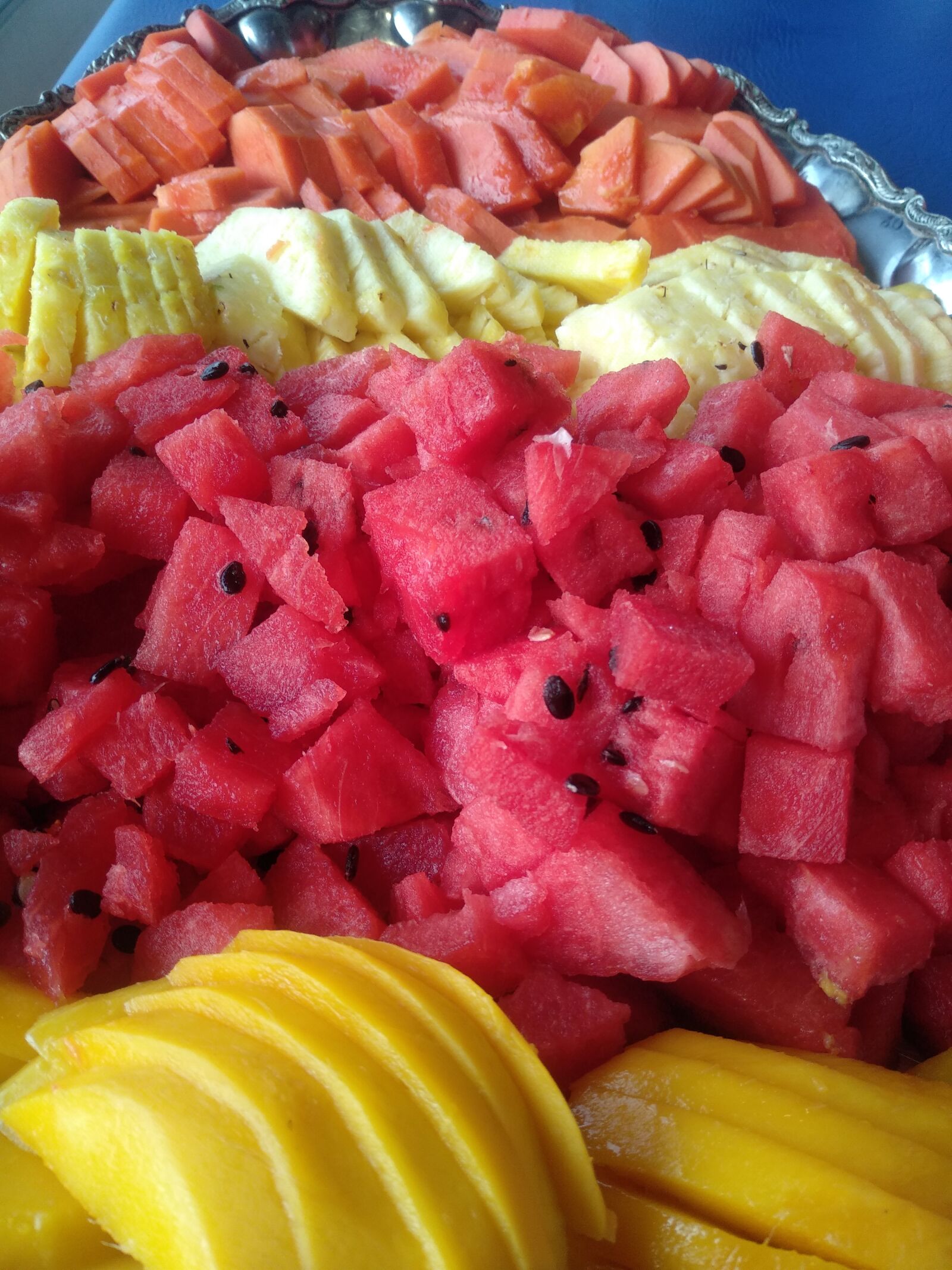 Xiaomi Mi A1 sample photo. Fruit, chopped fruit, food photography