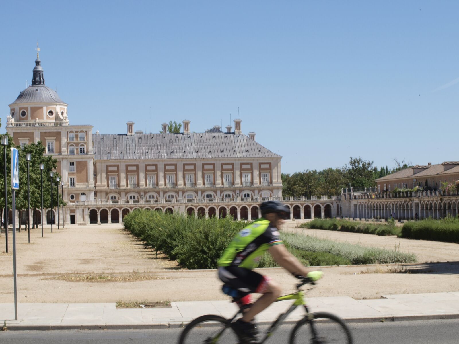 Olympus E-420 (EVOLT E-420) sample photo. Palace aranjuez, aranjuez, spain photography