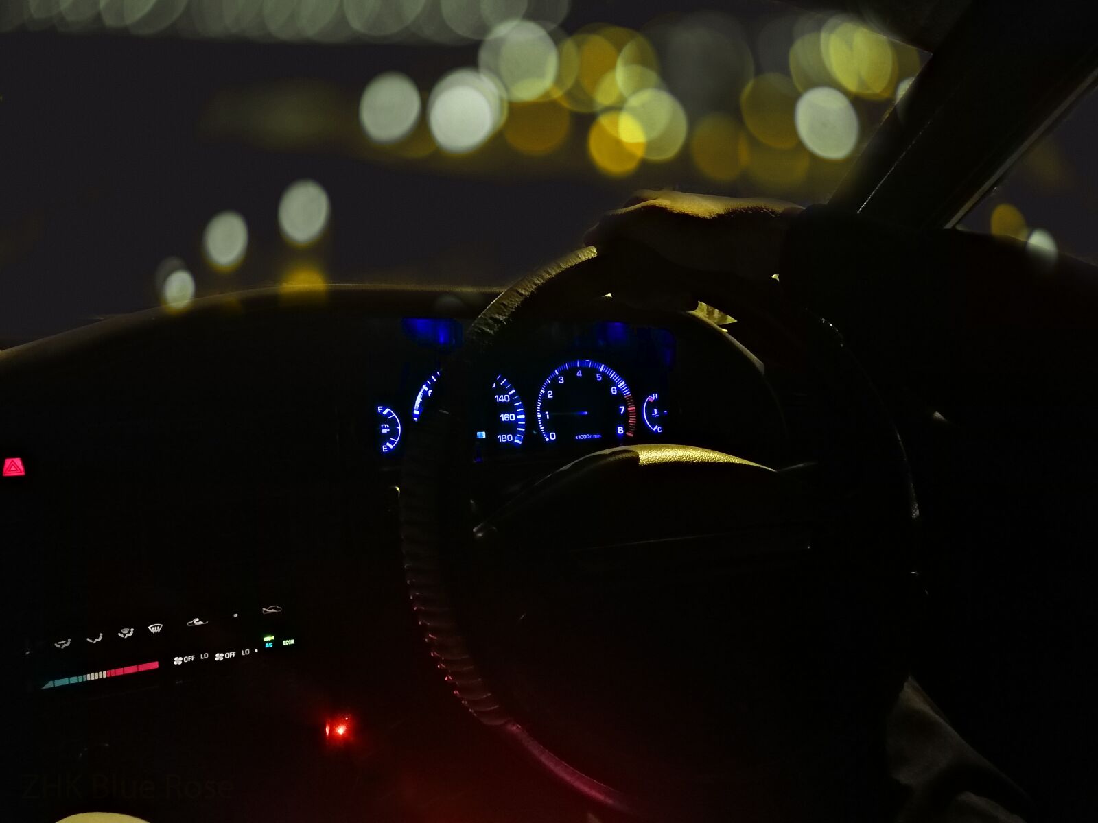 HUAWEI STK-L21 sample photo. Car, light, blur photography