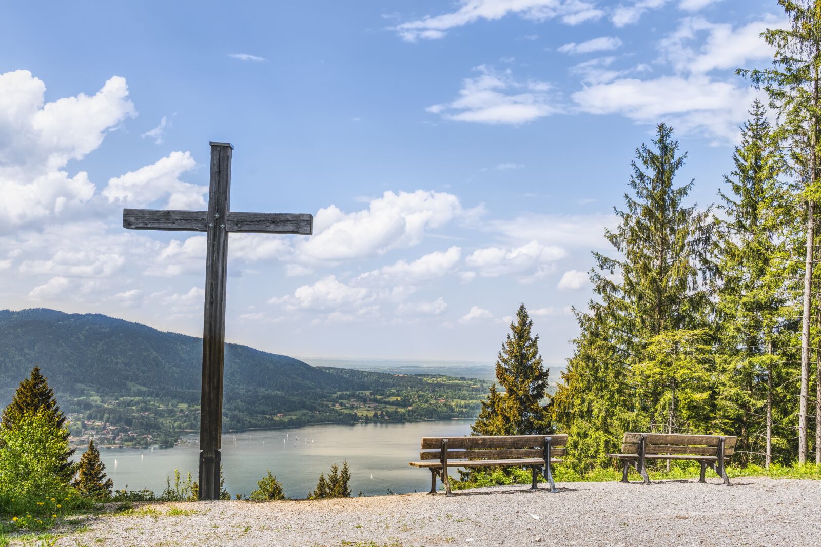 Sony a6300 + Sigma 30mm F2.8 EX DN sample photo. Tegernsee, cross, christianity photography
