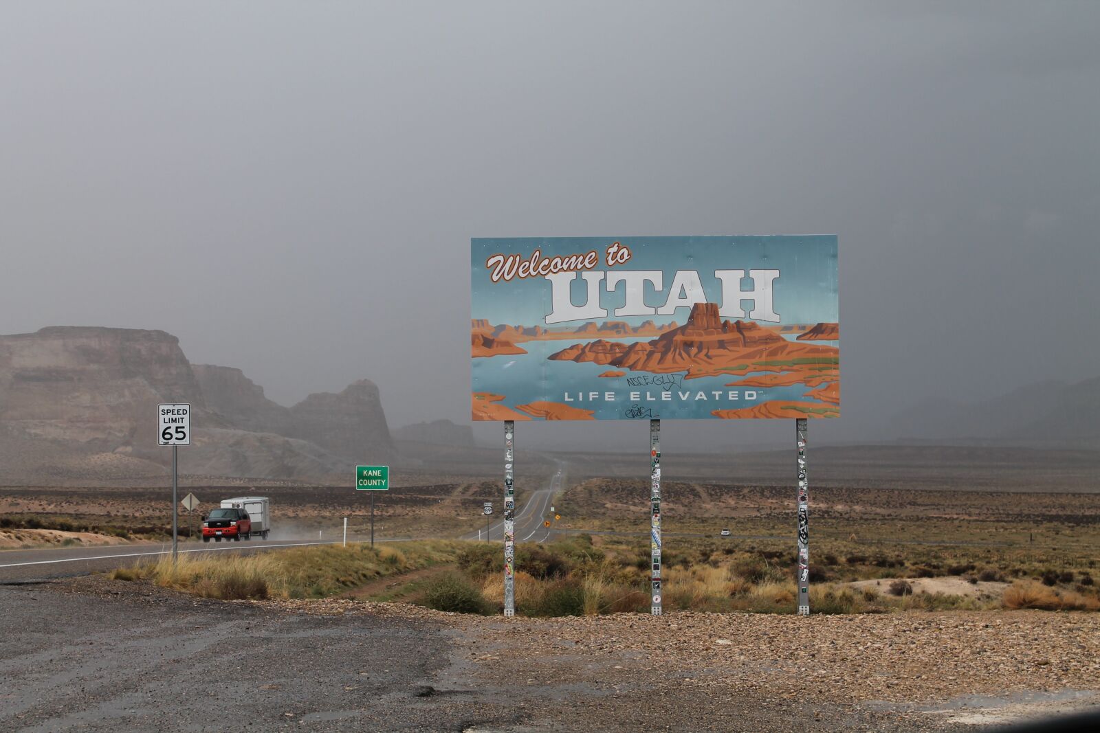 Canon EOS 1100D (EOS Rebel T3 / EOS Kiss X50) sample photo. Utah, usa, road photography