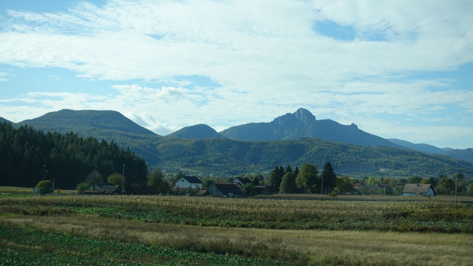 Sony Cyber-shot DSC-RX100 III sample photo. Mountain, panorama of, nature photography