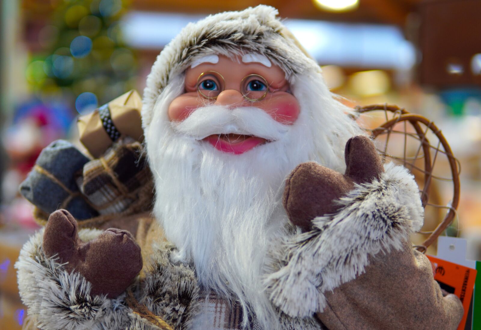 30mm F1.4 DC DN | Contemporary 016 sample photo. Santa claus, advent, christmas photography