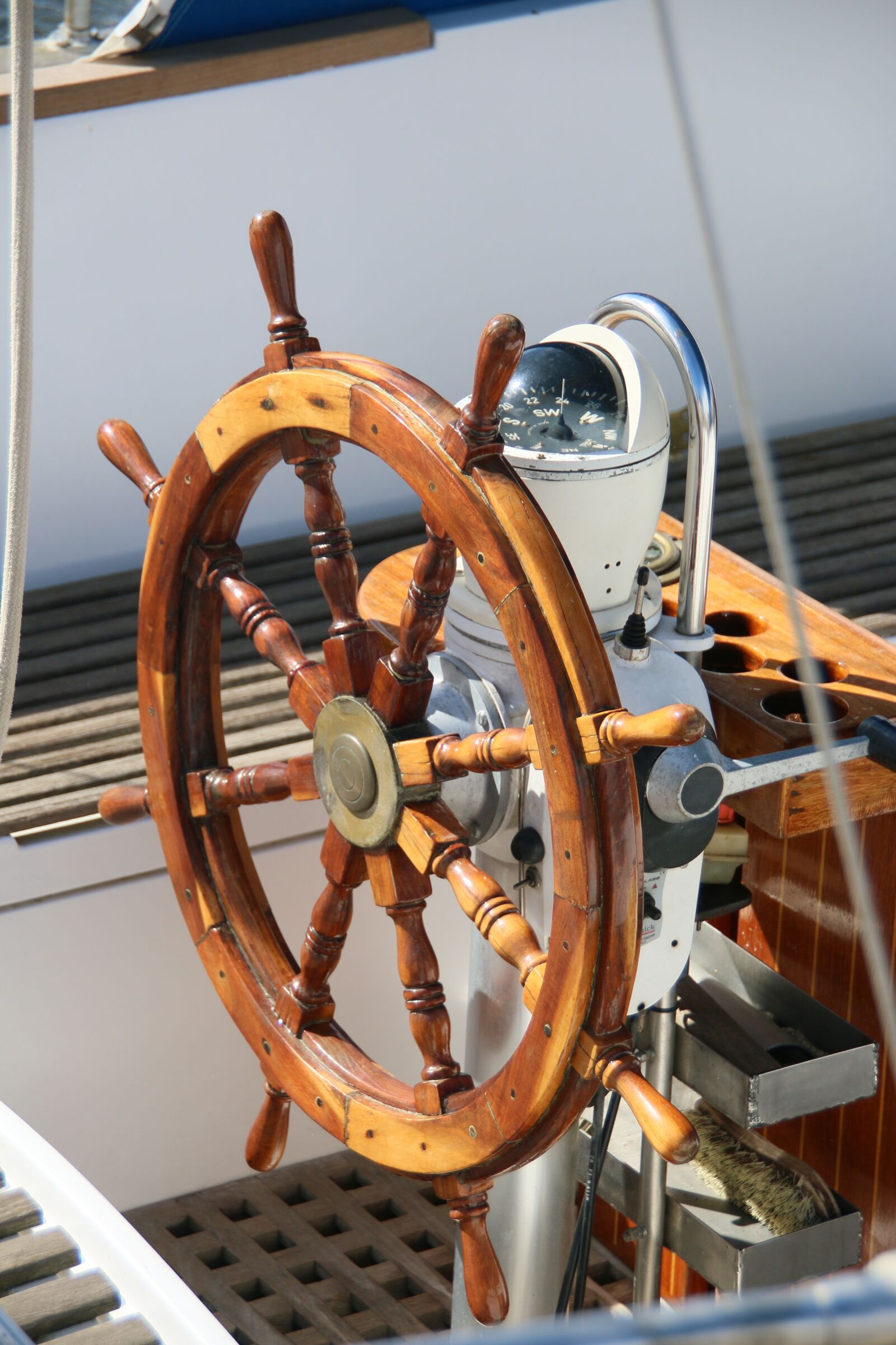Canon EOS 70D sample photo. Wheel, ship, steering photography