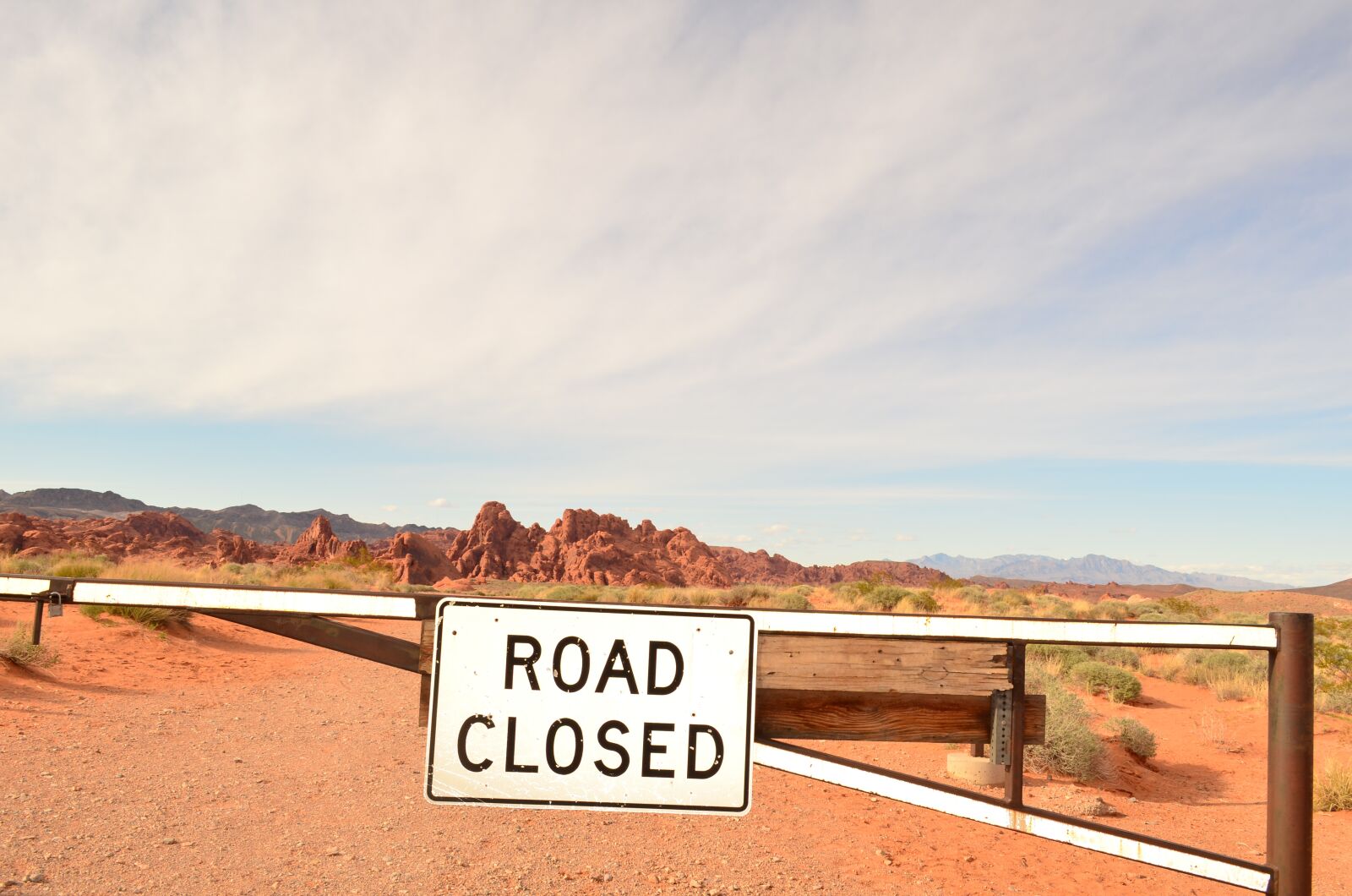Nikon D5100 sample photo. Road closed, monument valley photography