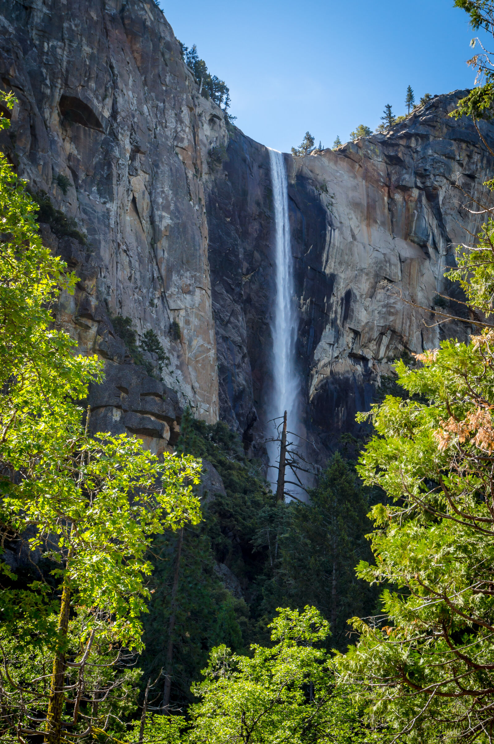 Sony Alpha NEX-3N sample photo. Cliffside, water, waterfall, yosemite photography
