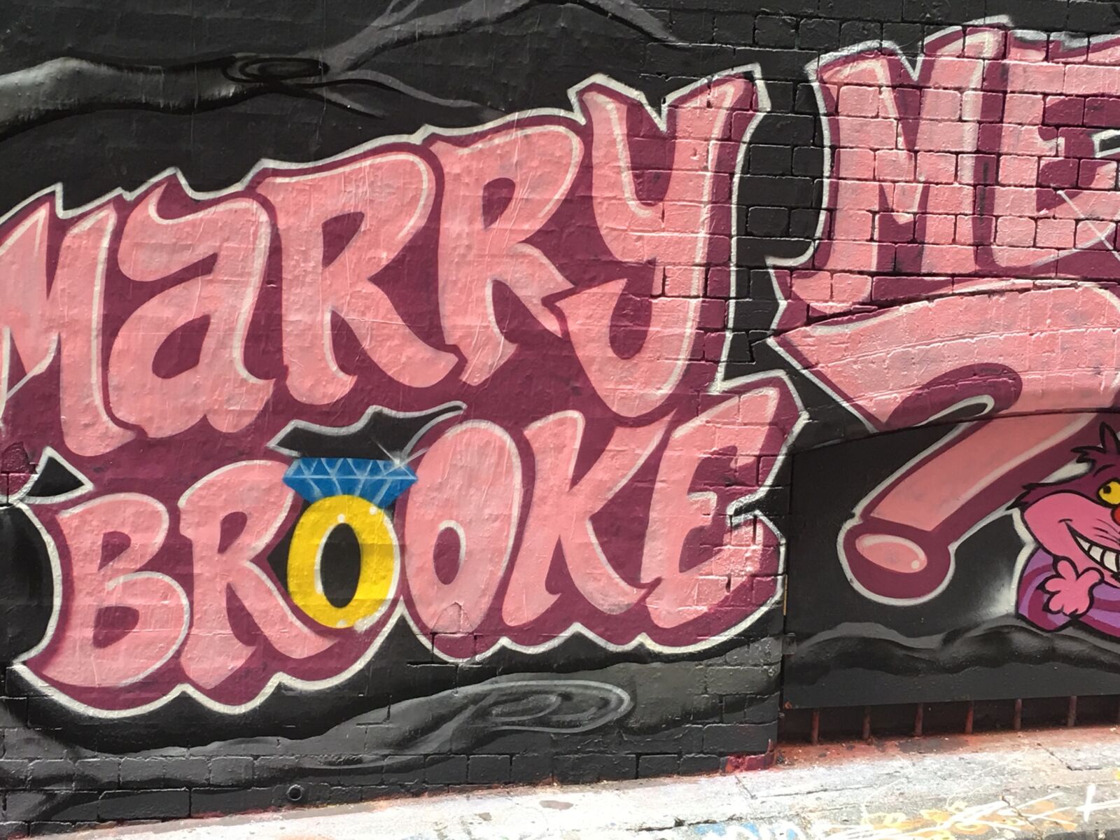 Apple iPhone 6s Plus sample photo. Street art, sign, urban photography