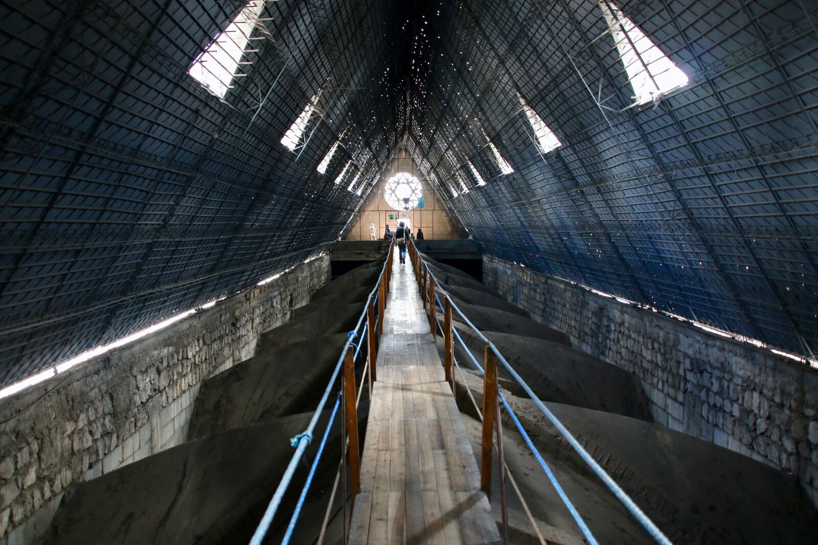 Canon EOS 70D sample photo. Architecture, dome, light photography