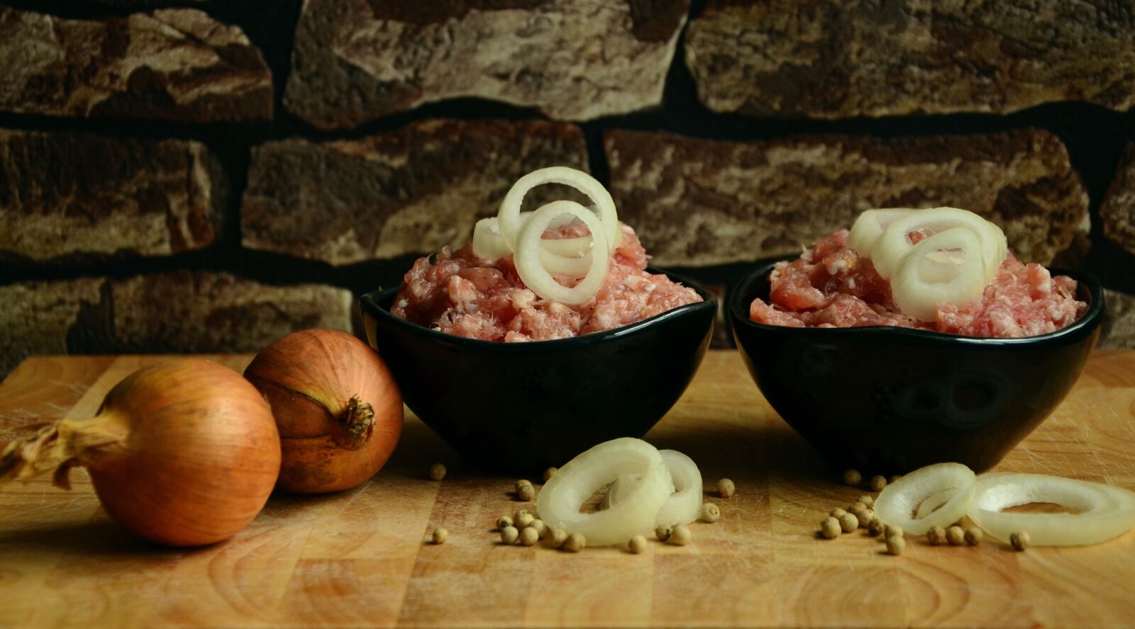 Nikon D5100 sample photo. Minced meat, mett, meat photography