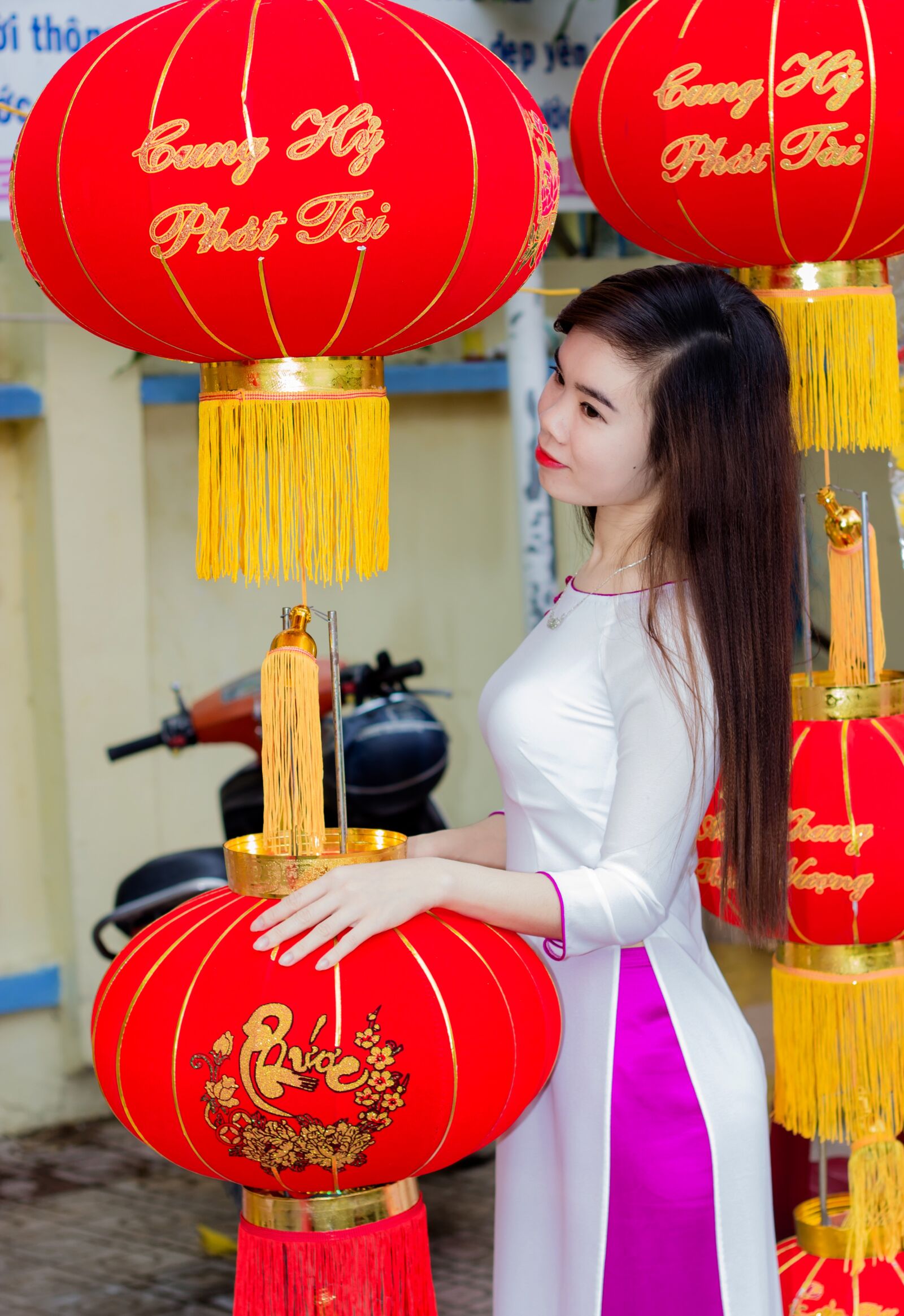 Canon EOS 600D (Rebel EOS T3i / EOS Kiss X5) + Canon EF 50mm F1.8 II sample photo. Deficient, female, home photography
