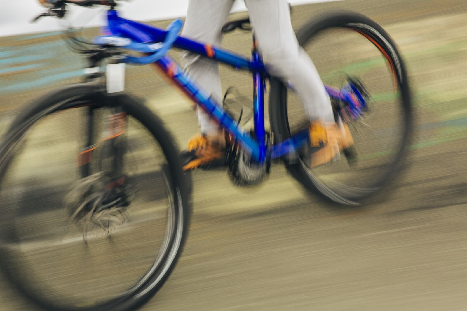 Canon EF 24-70mm F2.8L II USM sample photo. Mountain bike, brake, disc photography
