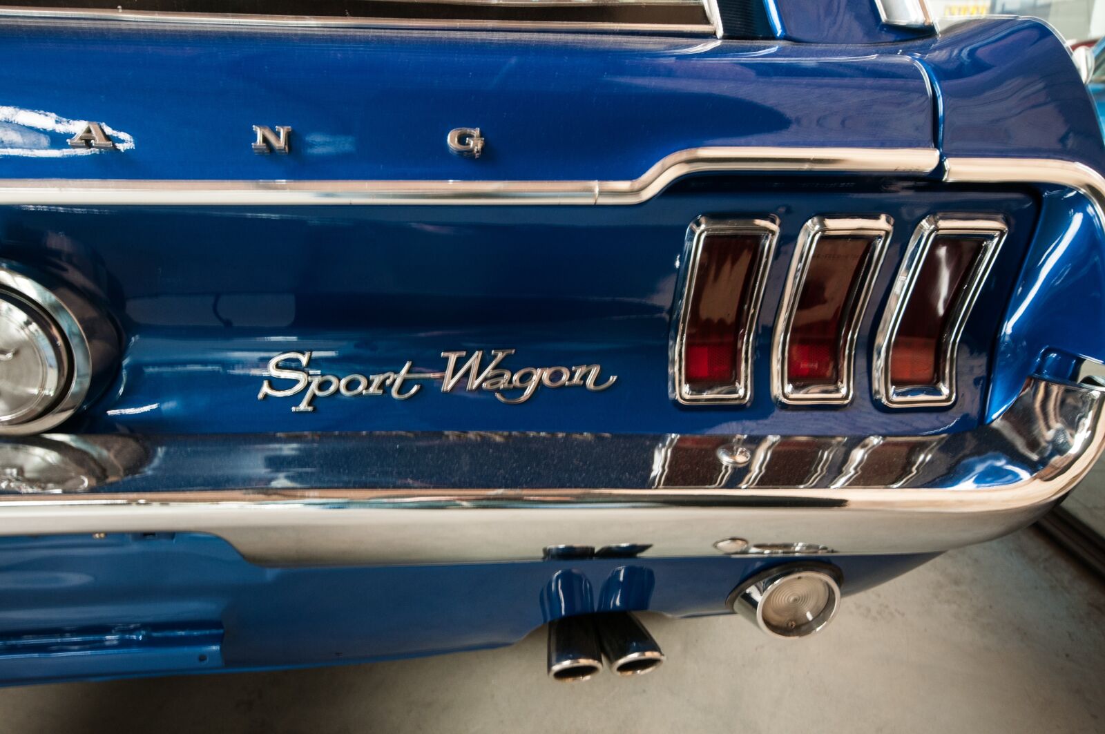 Nikon D300 sample photo. Car, classic, old photography