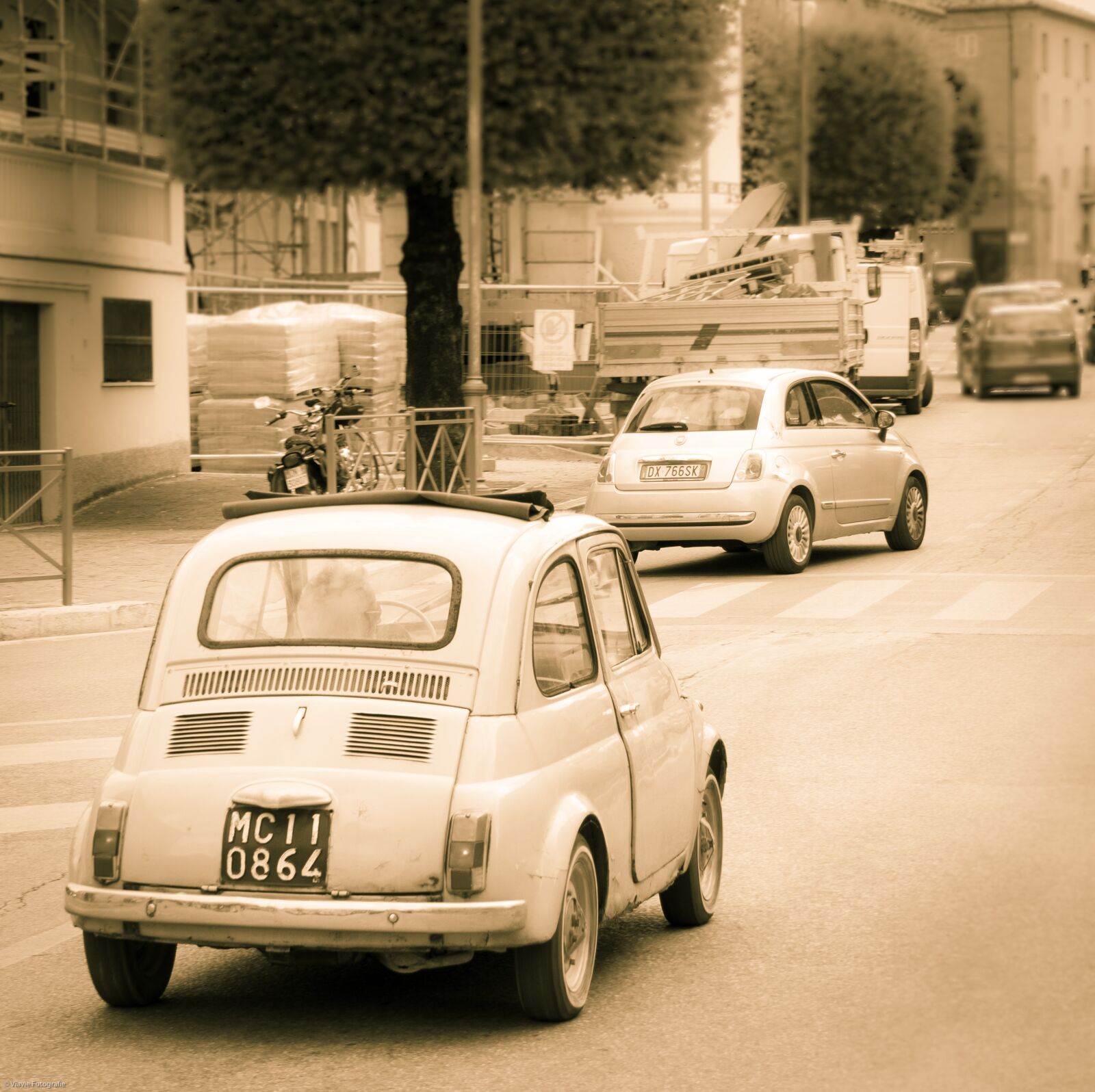 OLYMPUS M.14-150mm F4.0-5.6 II sample photo. Summer, italy, fiat photography