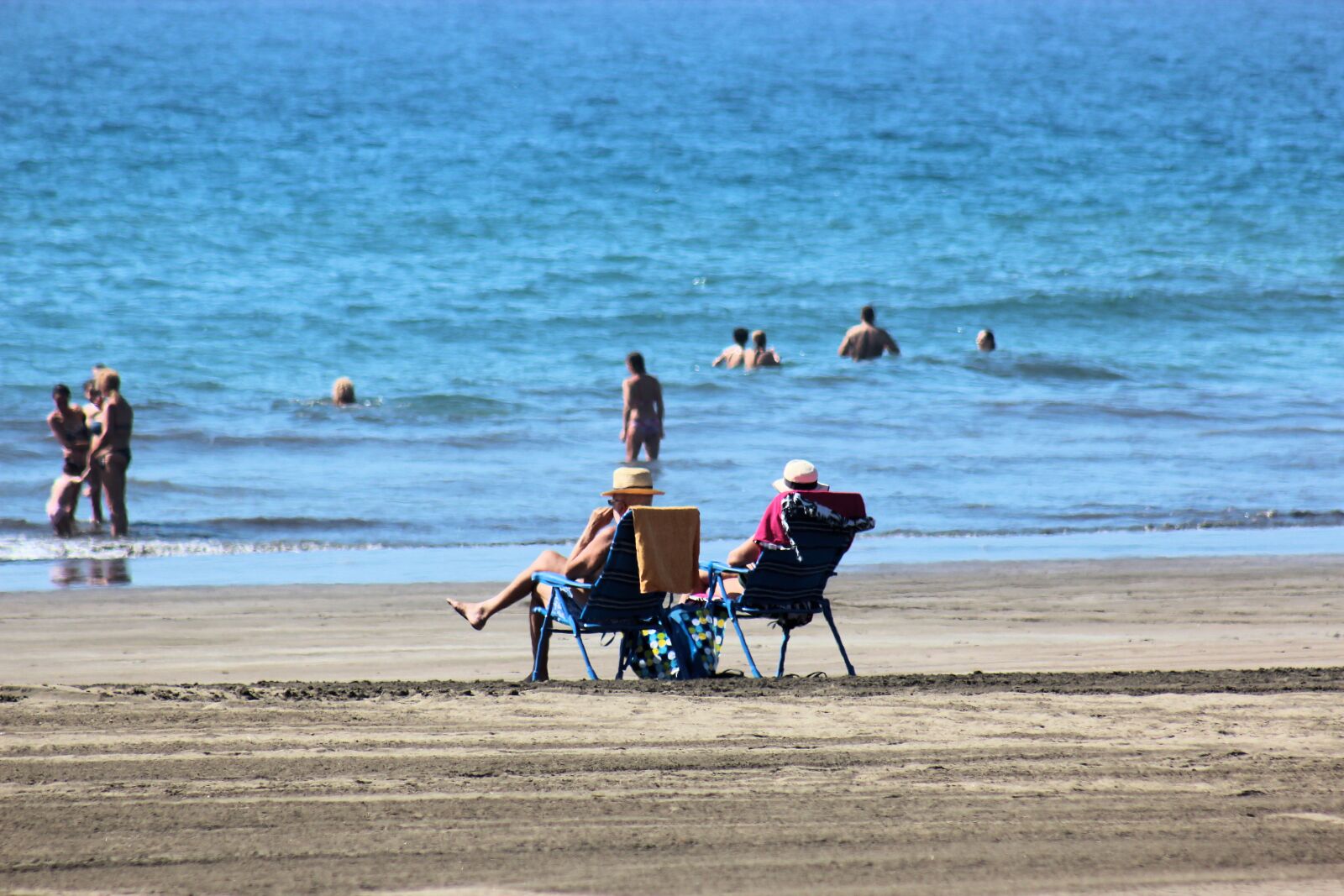 Canon EF75-300mm f/4-5.6 sample photo. Sea, beach, sand photography