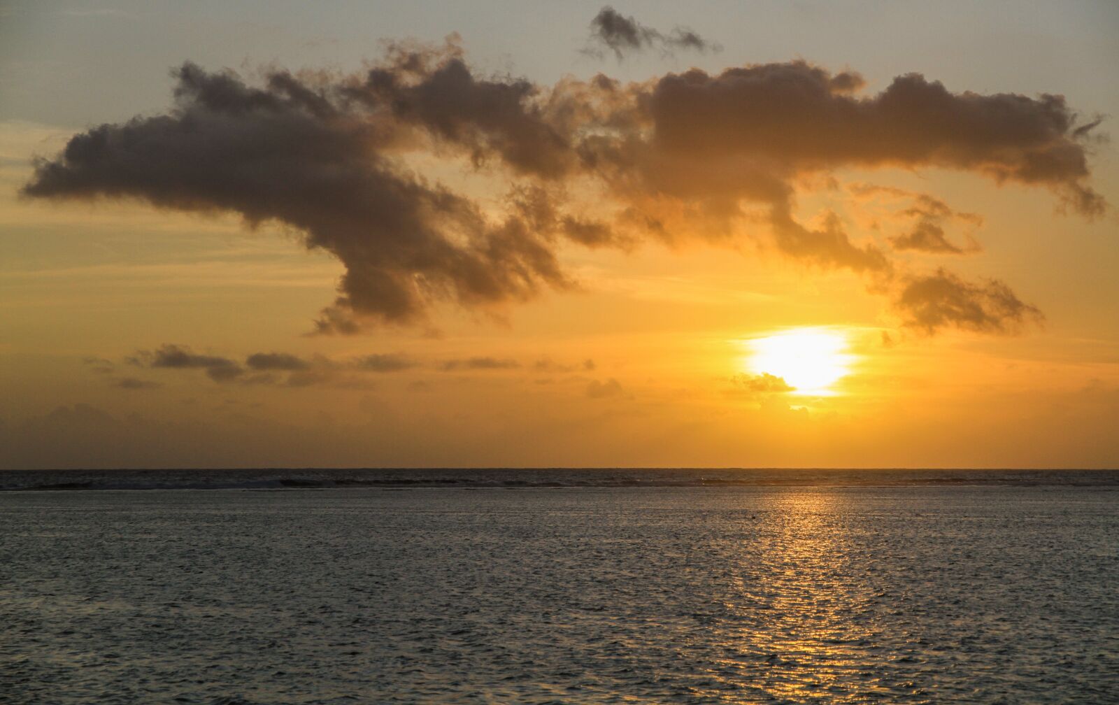 Canon EOS 7D sample photo. Sunset, cloud, evening photography