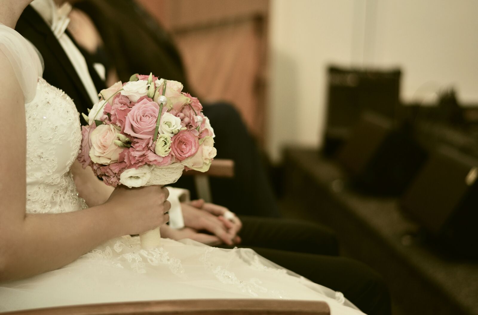 Nikon D5200 sample photo. Wedding, bridal bouquet, wedding photography