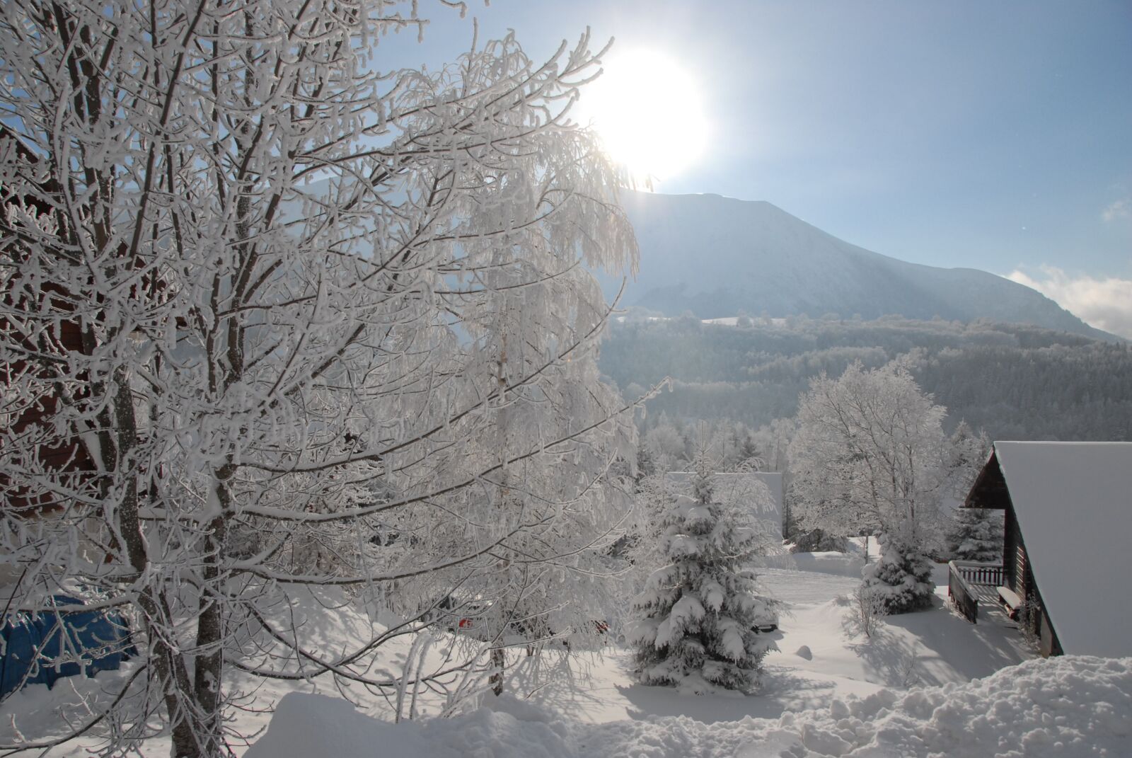 Nikon D200 sample photo. Snowy landscape, mountain, winters photography