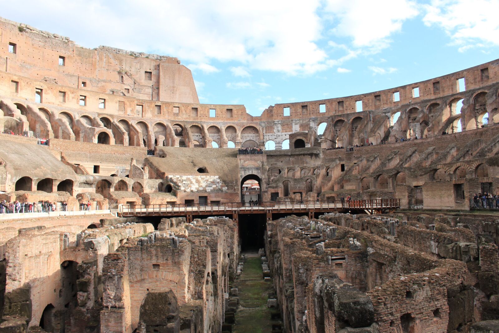 Canon EOS 500D (EOS Rebel T1i / EOS Kiss X3) sample photo. Rome, roman, colosseum photography