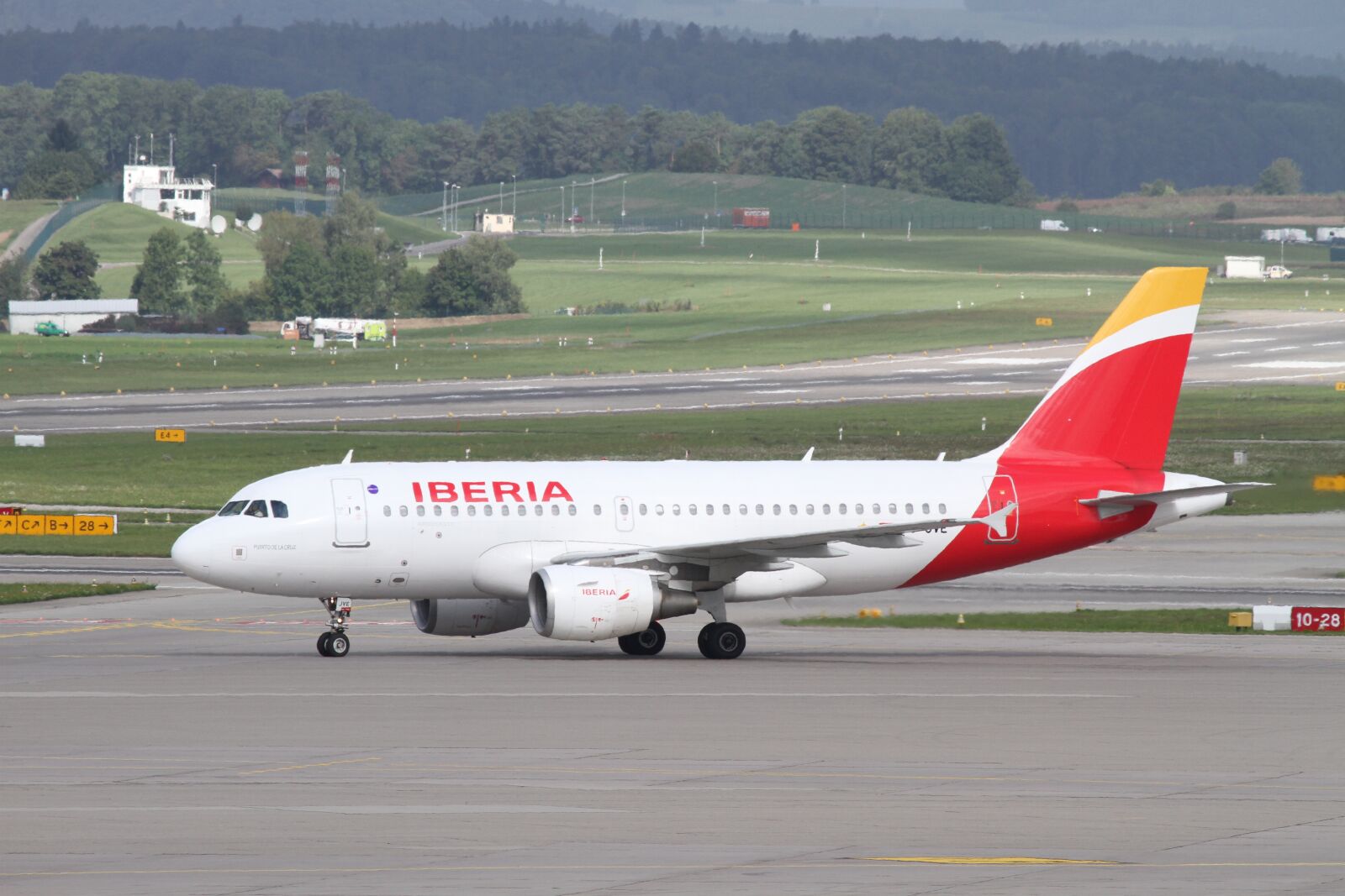 Canon EOS 7D sample photo. Aircraft, iberia, passenger aircraft photography