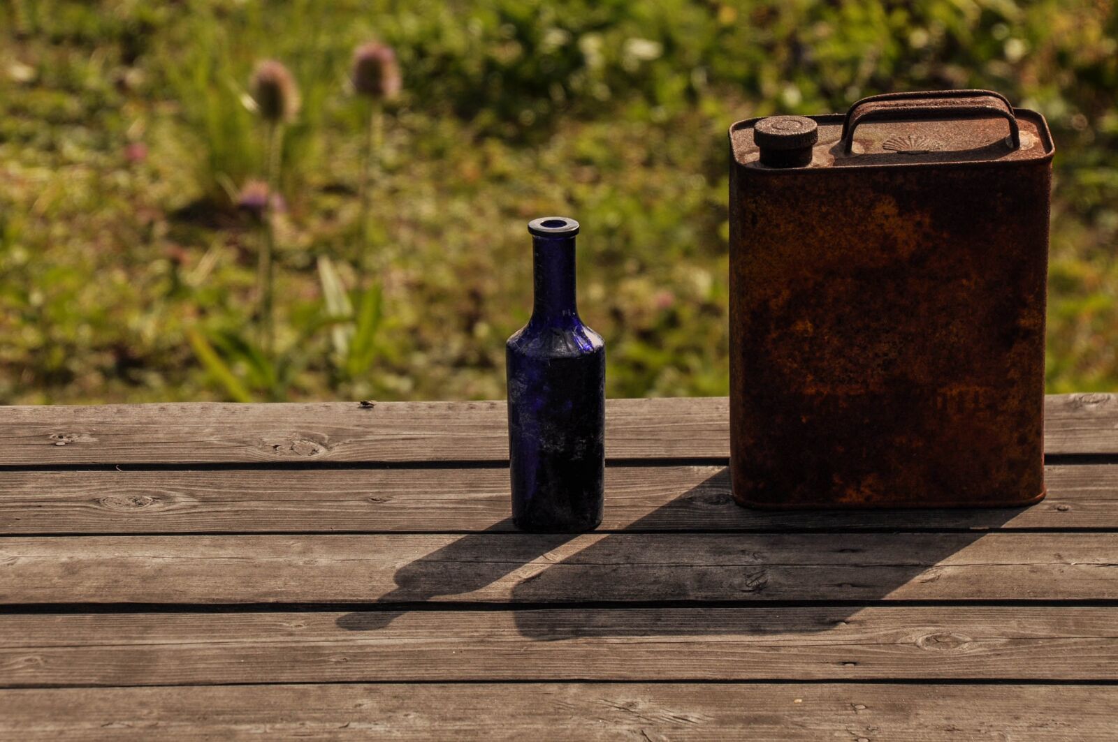 Nikon D90 sample photo. Fundstücke, garbage, bottle photography