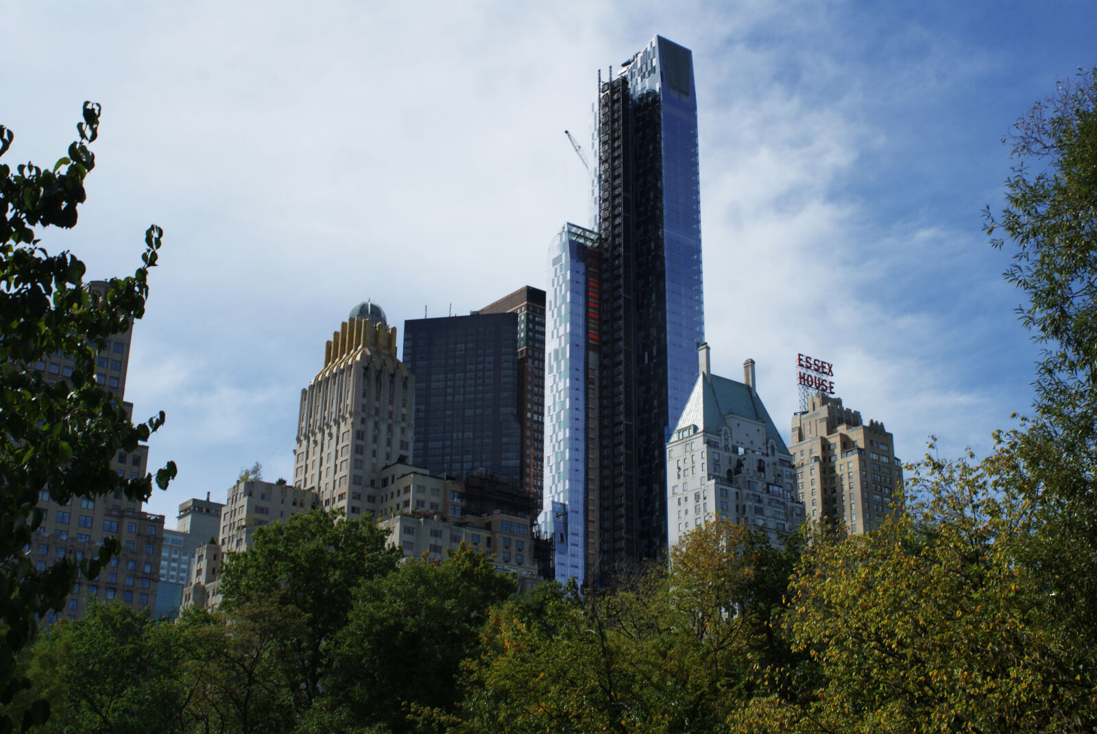 Sony Alpha DSLR-A300 sample photo. Architecture, building, city, new photography