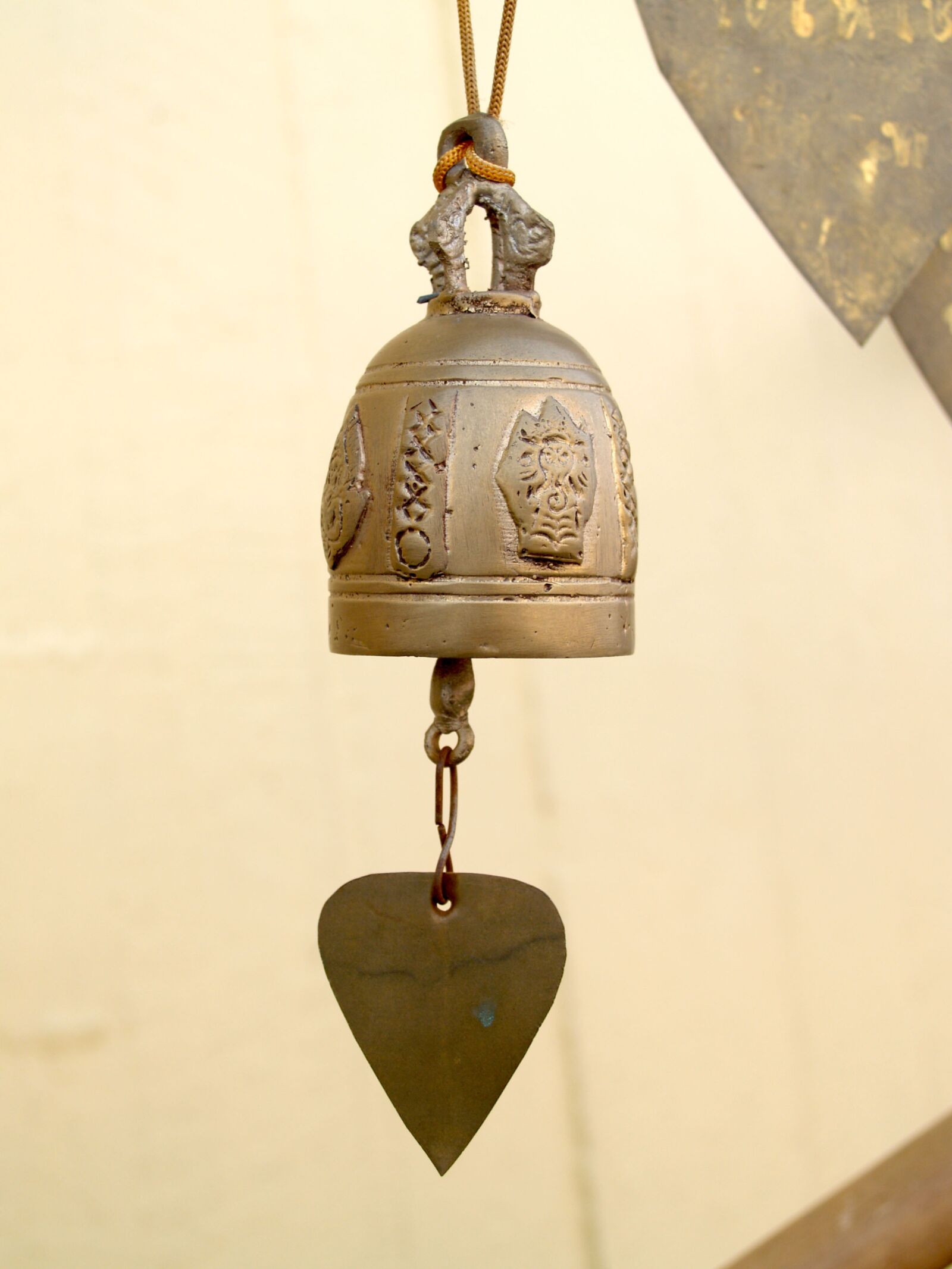 Olympus E-300 (EVOLT E-300) sample photo. Bangkok, wat, saket photography