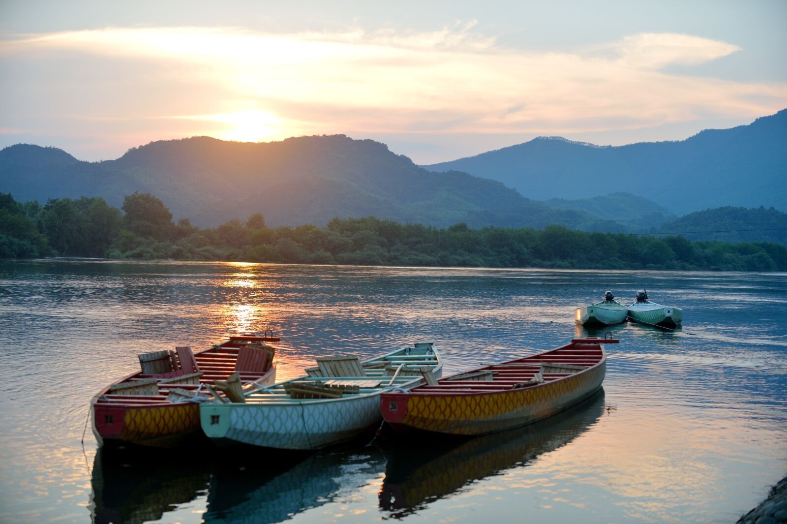 Nikon D4 sample photo. The scenery, landscape, peach photography