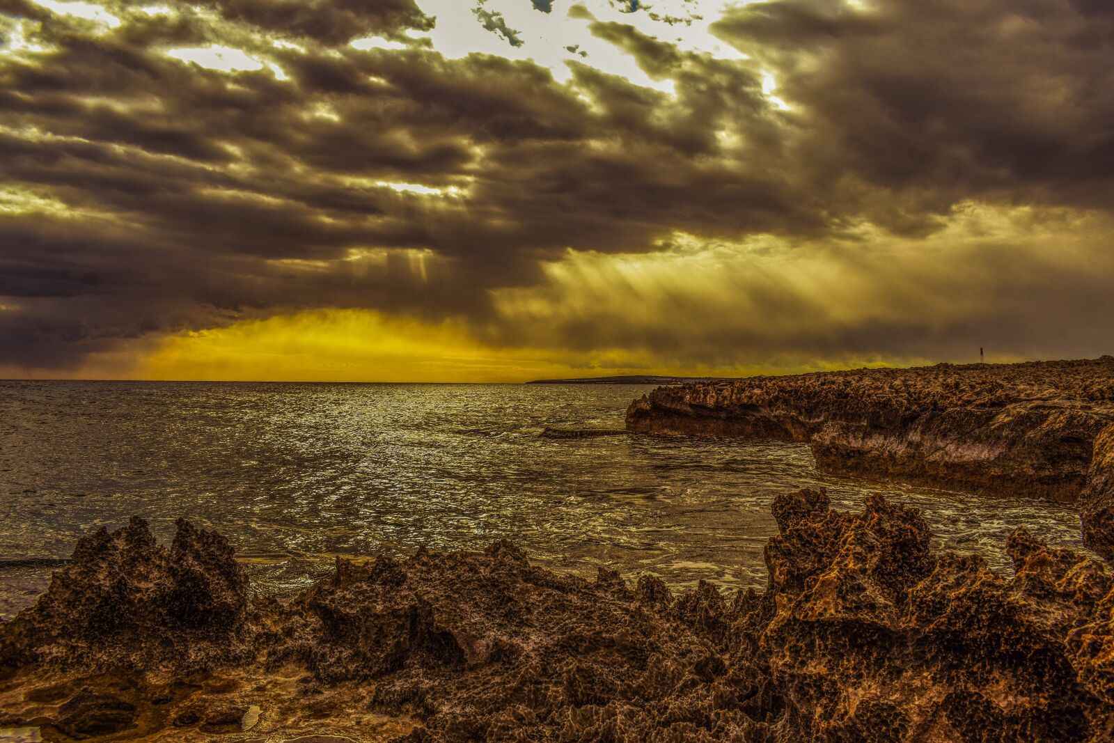 Nikon D3300 sample photo. Coast, rocky, sky photography