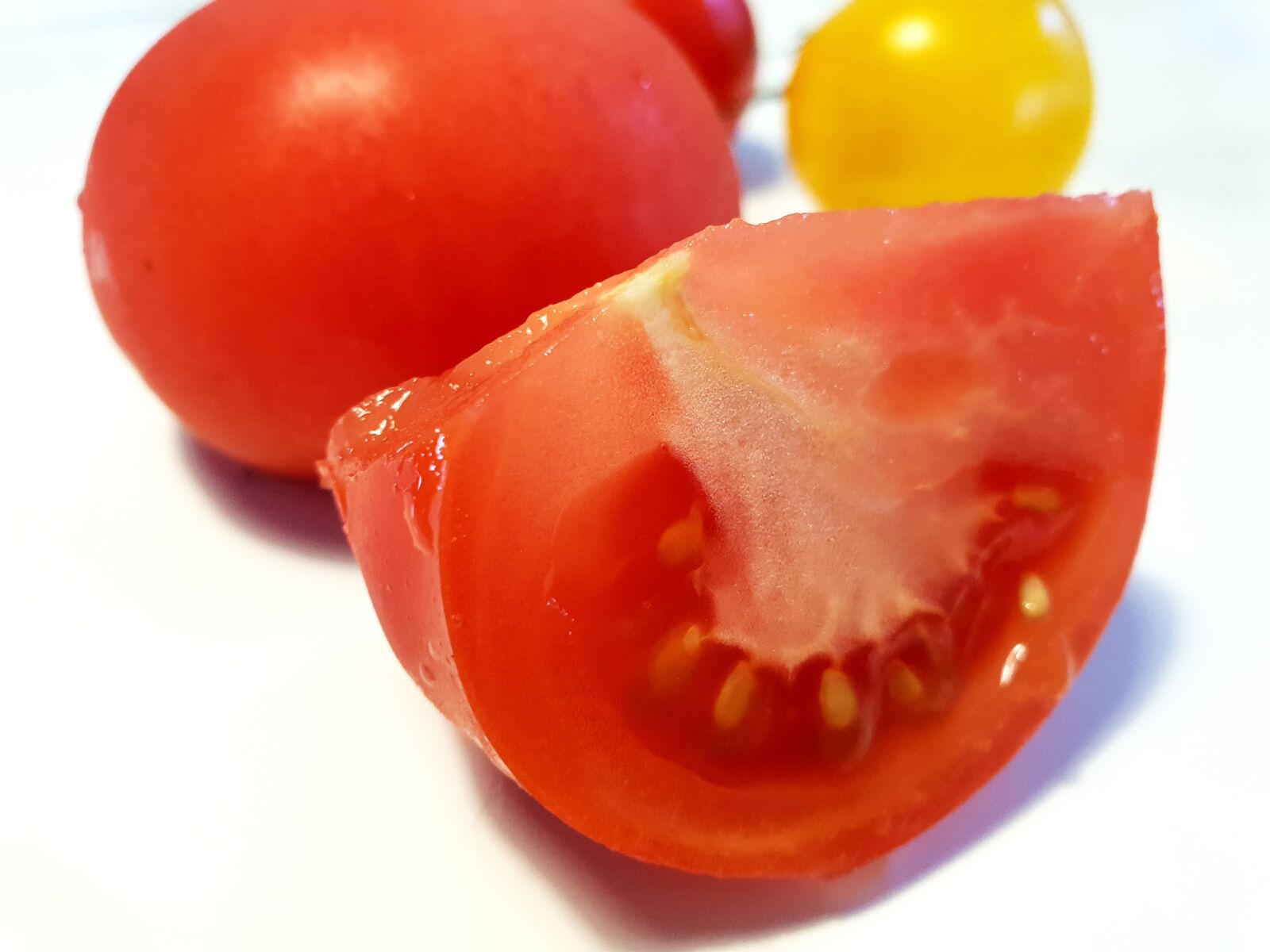 Samsung Galaxy S9+ sample photo. Tomato, red tomato, fruit photography
