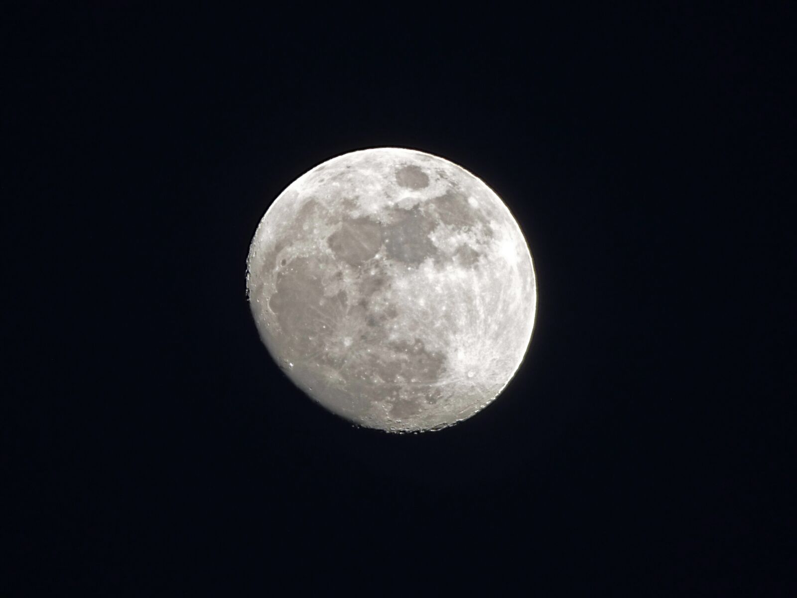 Panasonic Lumix DMC-FZ70 sample photo. Moon, detail, night photography