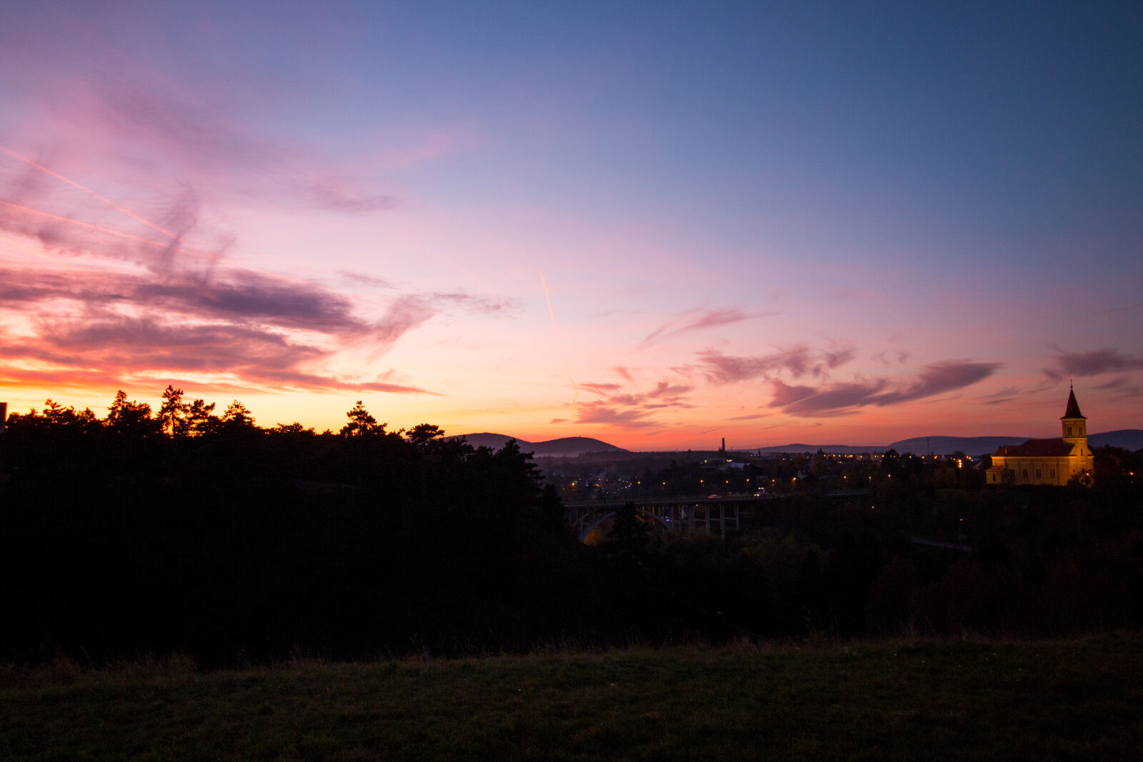 Canon EOS 70D sample photo. Sunrise, of, a, village photography