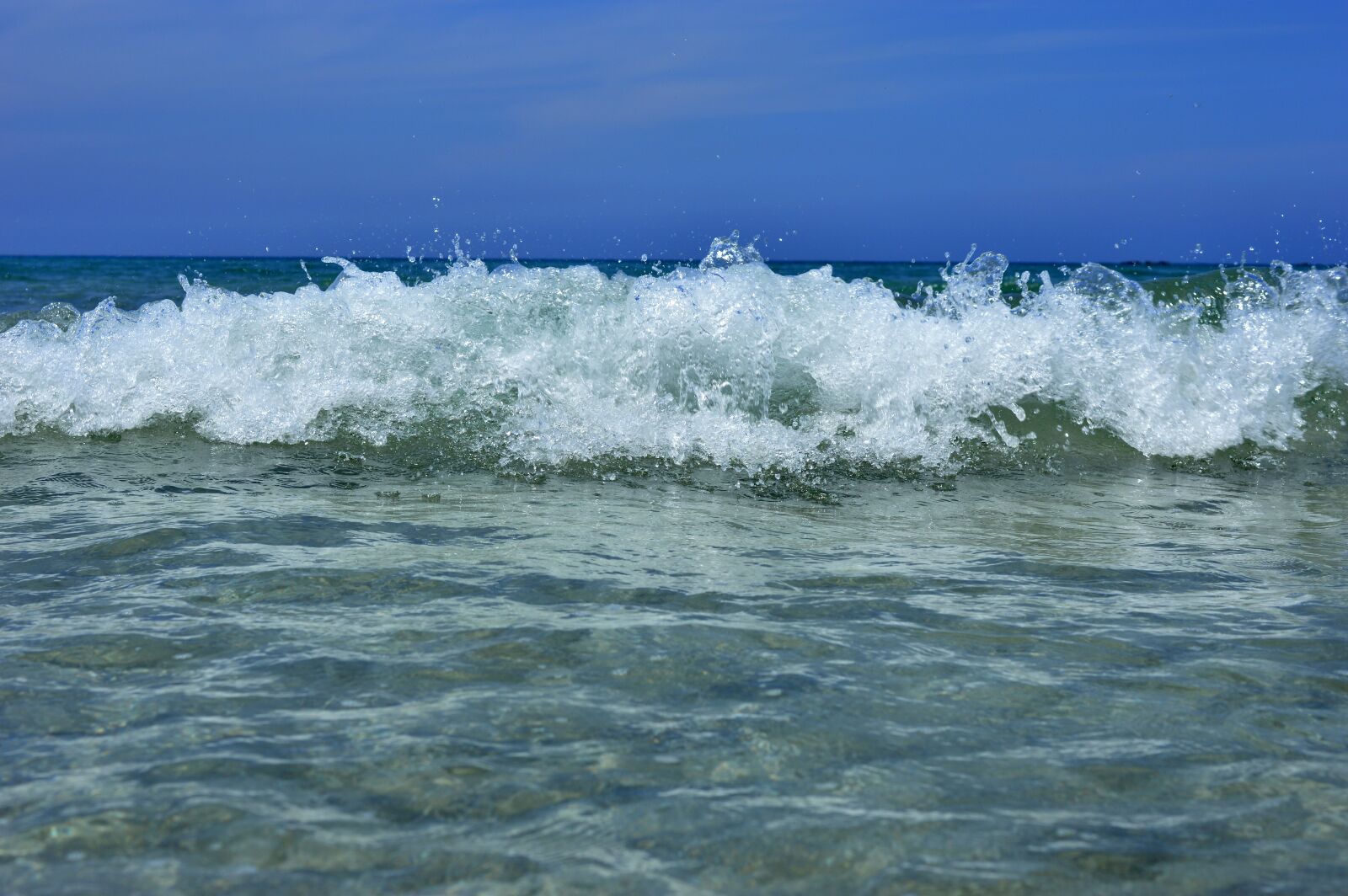 Nikon D3200 sample photo. Wave, sea, water photography