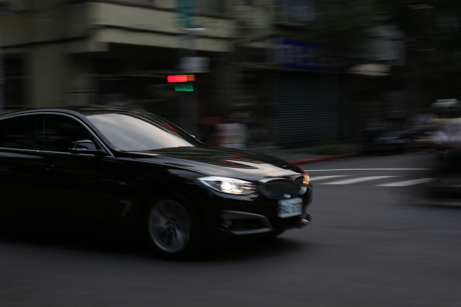 Canon EOS M sample photo